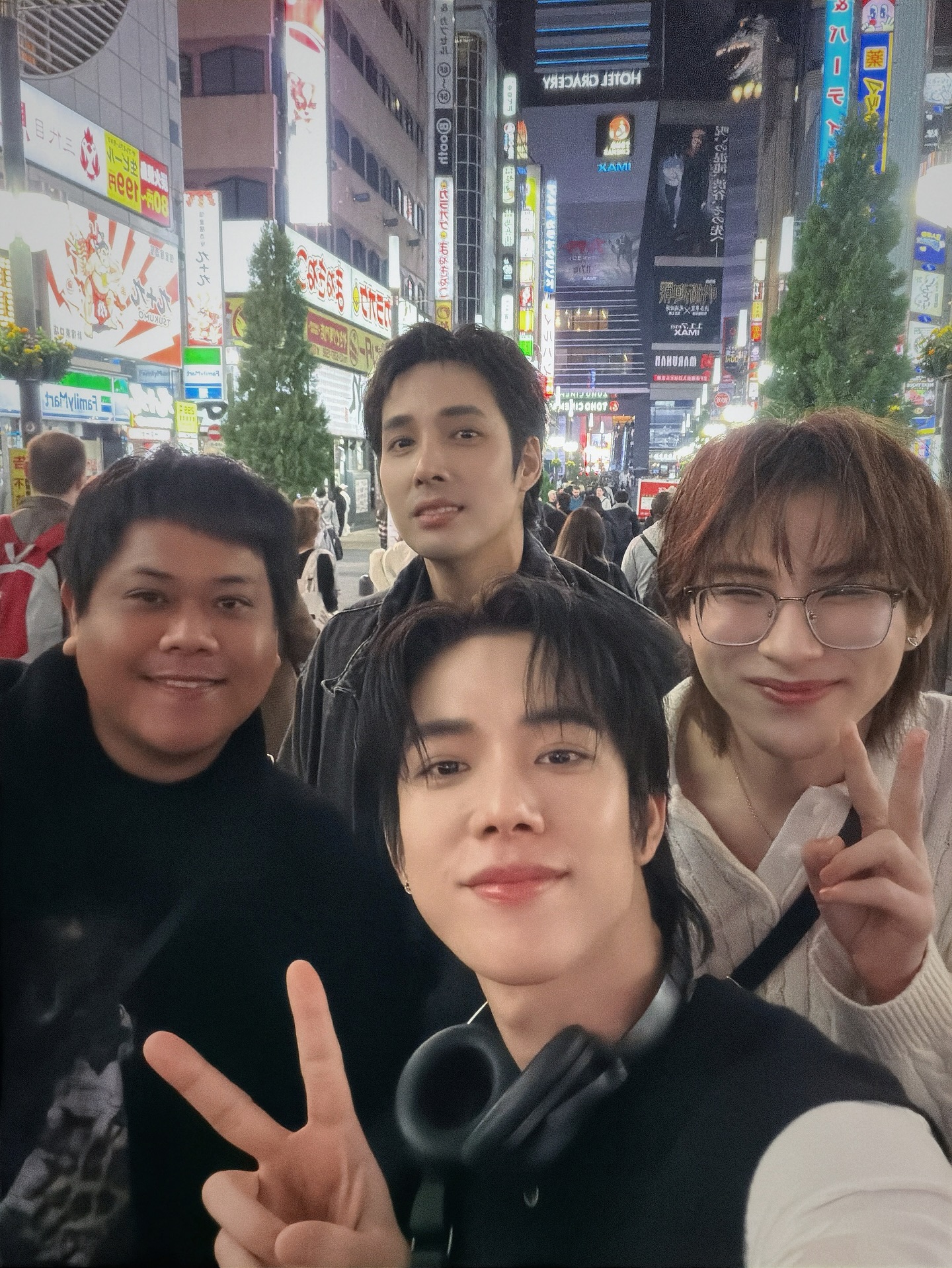 แฟรงค์ - ธนัตถ์ศรันย์ ซำทองไหล