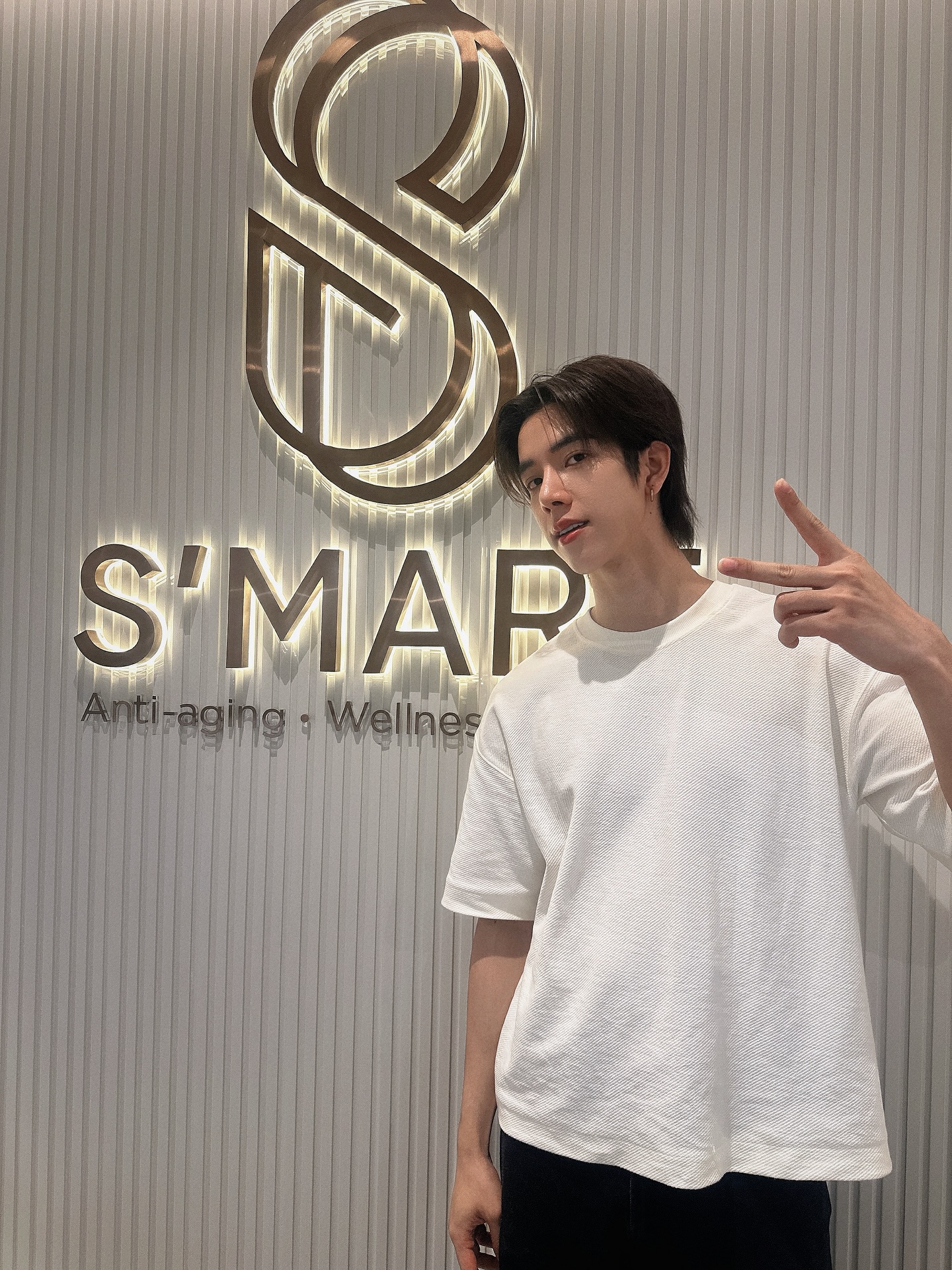 แฟรงค์ - ธนัตถ์ศรันย์ ซำทองไหล