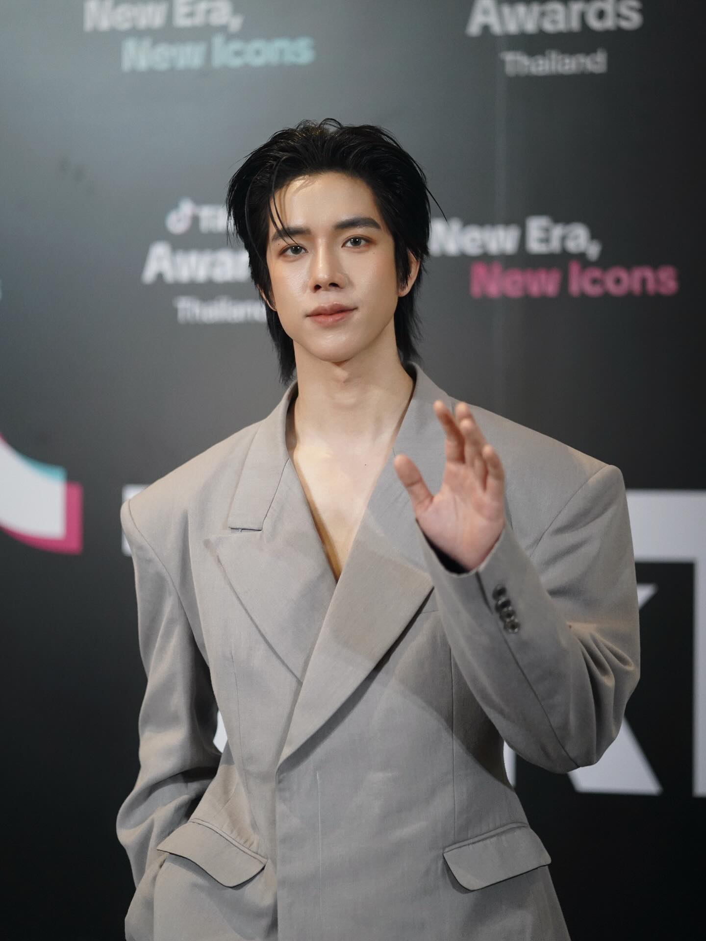 แฟรงค์ - ธนัตถ์ศรันย์ ซำทองไหล