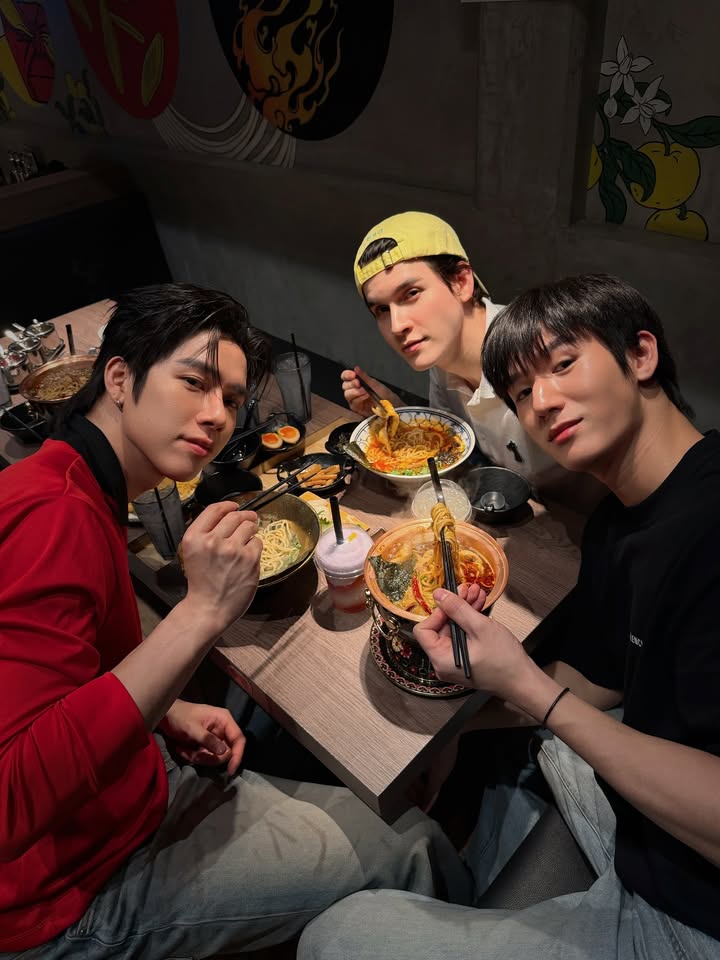 แฟรงค์ - ธนัตถ์ศรันย์ ซำทองไหล