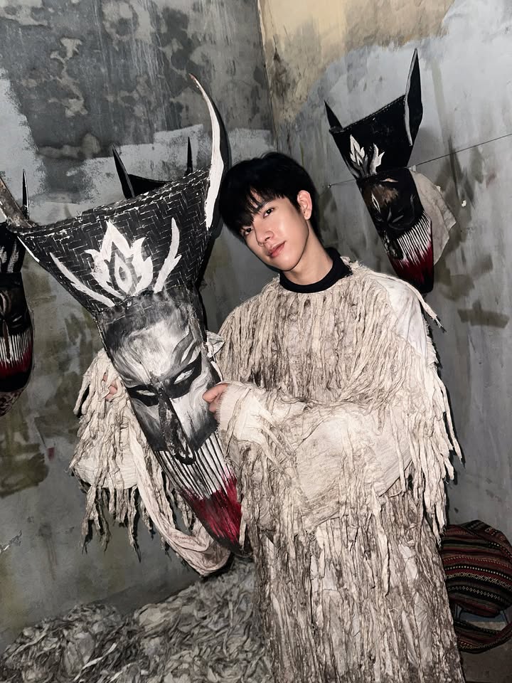 แฟรงค์ - ธนัตถ์ศรันย์ ซำทองไหล