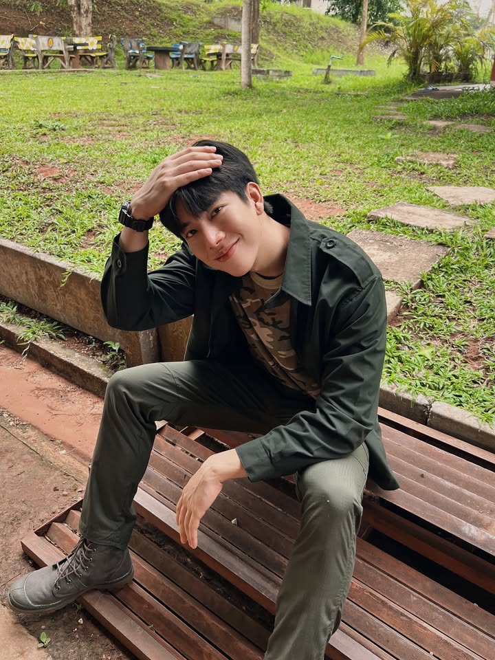 แฟรงค์ - ธนัตถ์ศรันย์ ซำทองไหล