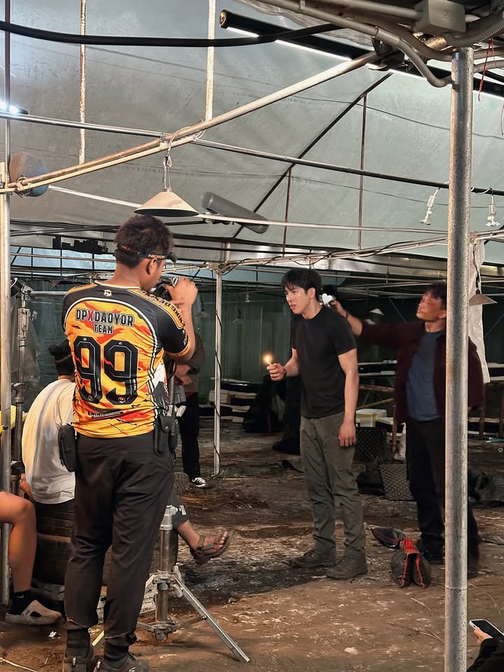 แฟรงค์ - ธนัตถ์ศรันย์ ซำทองไหล