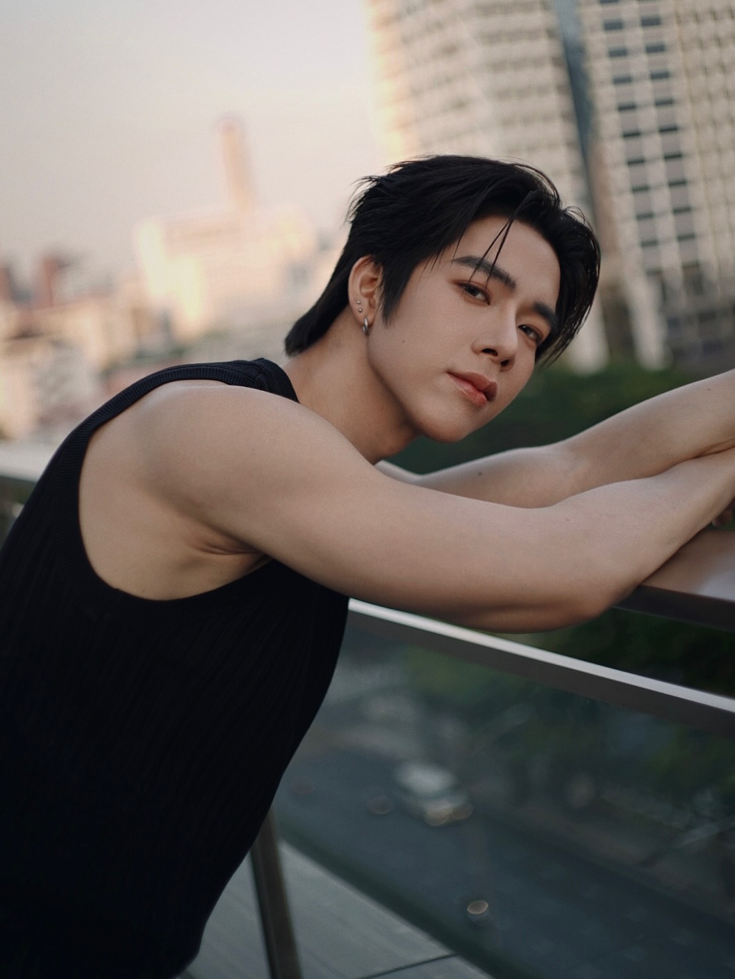 แฟรงค์ - ธนัตถ์ศรันย์ ซำทองไหล