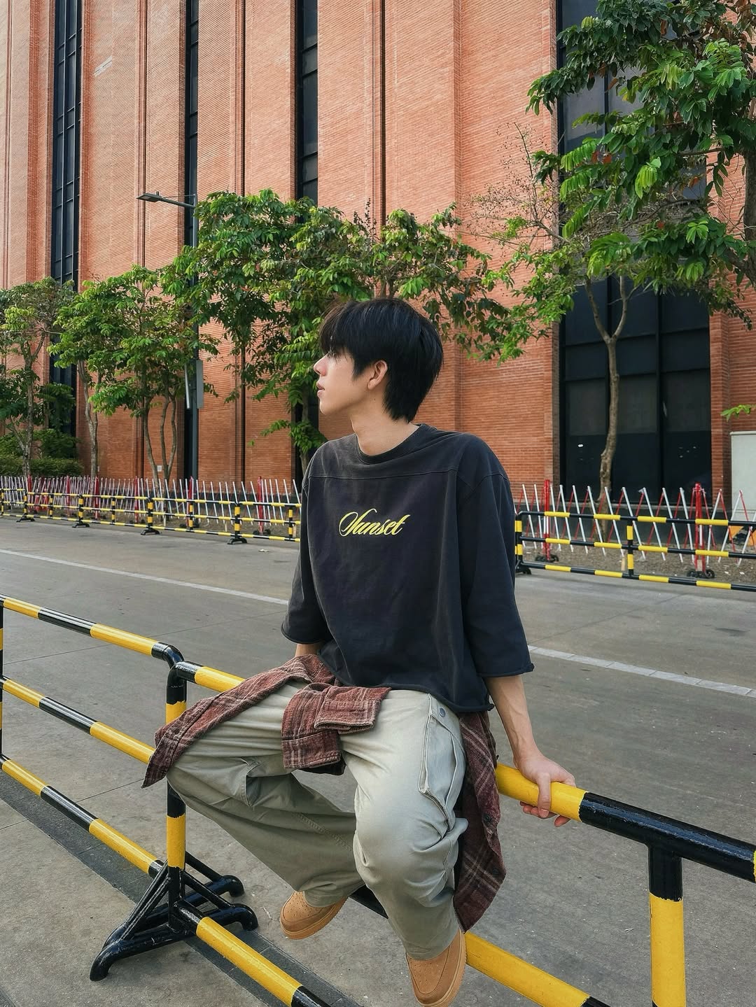 แฟรงค์ - ธนัตถ์ศรันย์ ซำทองไหล