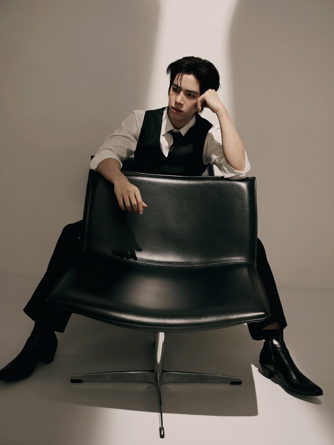 แฟรงค์ - ธนัตถ์ศรันย์ ซำทองไหล