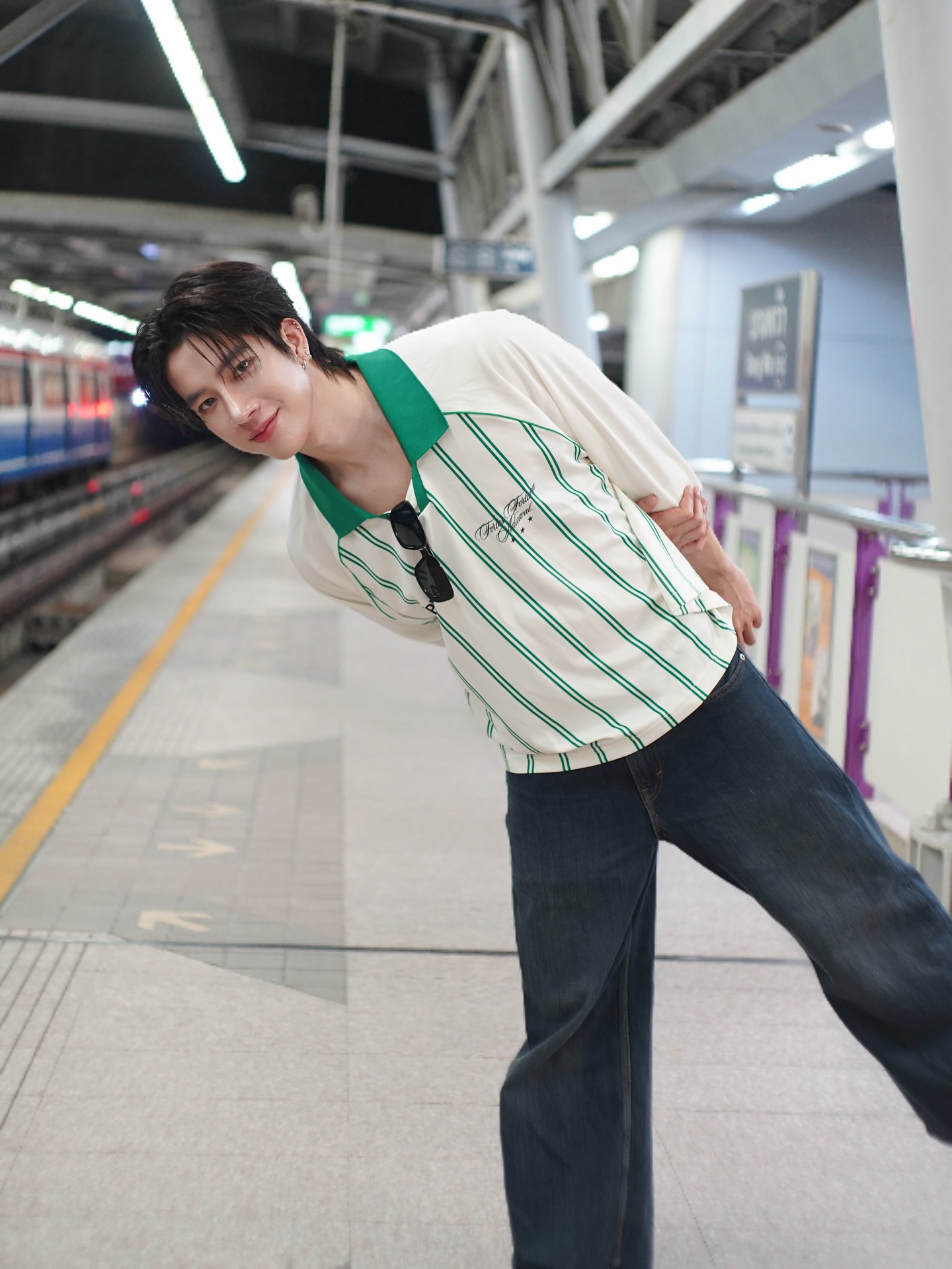 แฟรงค์ - ธนัตถ์ศรันย์ ซำทองไหล