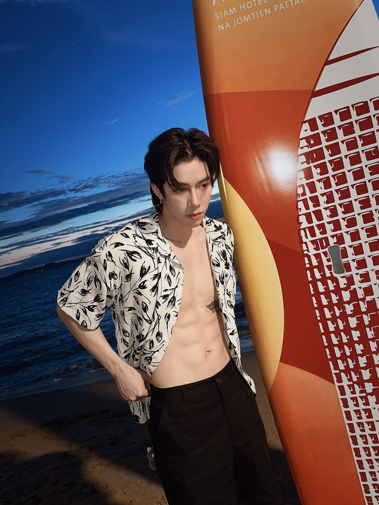 แฟรงค์ - ธนัตถ์ศรันย์ ซำทองไหล