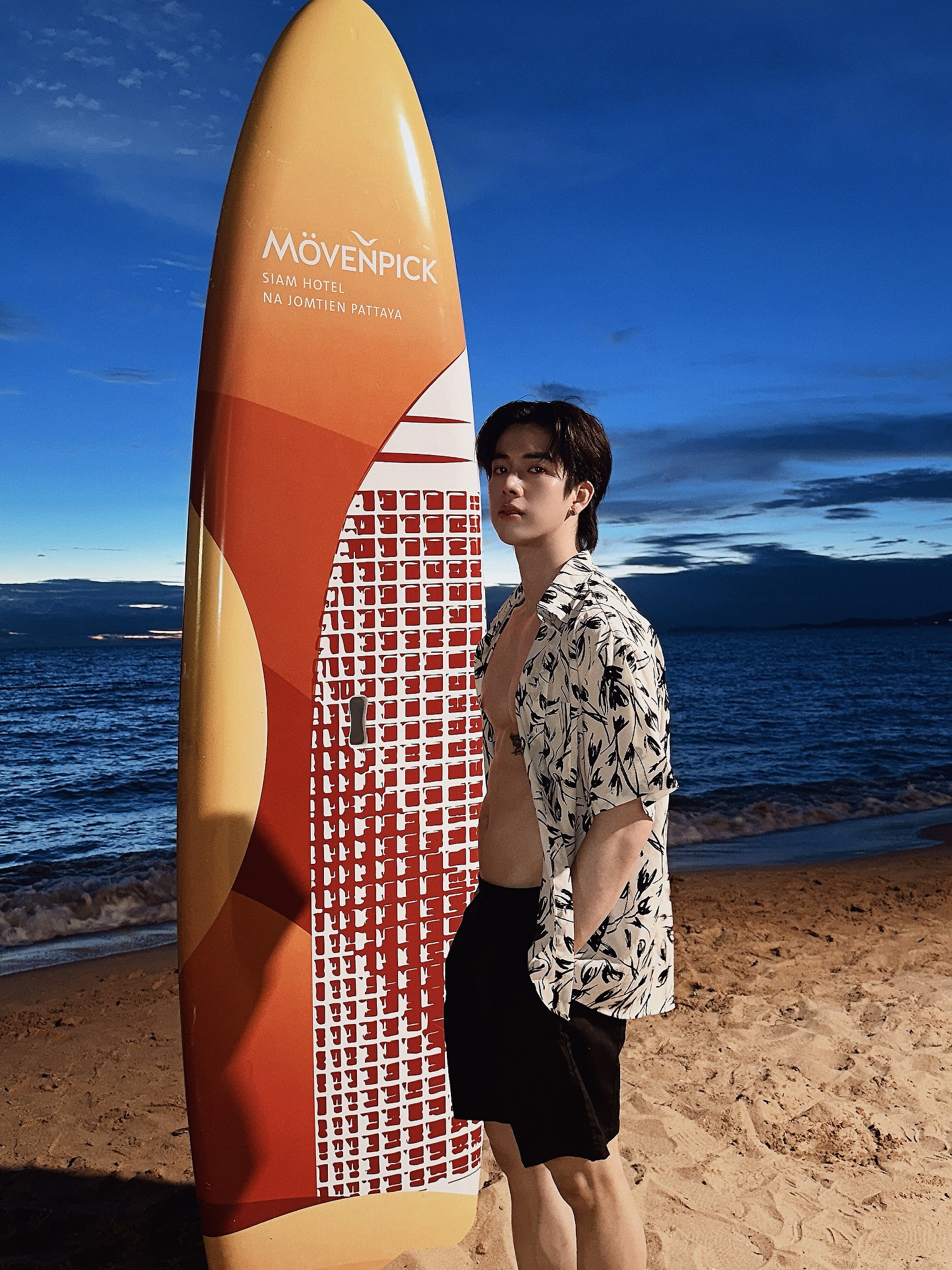 แฟรงค์ - ธนัตถ์ศรันย์ ซำทองไหล