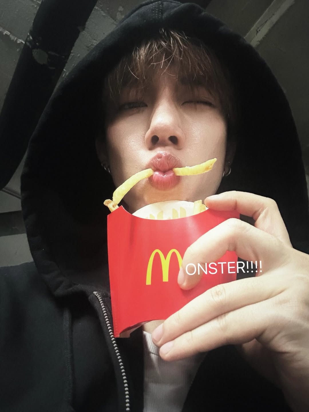 แฟรงค์ - ธนัตถ์ศรันย์ ซำทองไหล