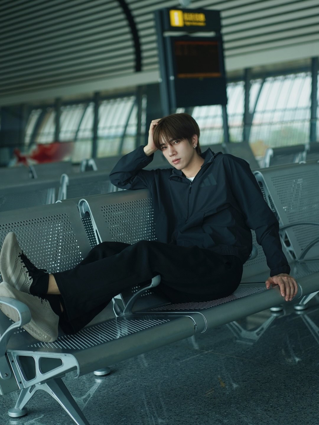 แฟรงค์ - ธนัตถ์ศรันย์ ซำทองไหล