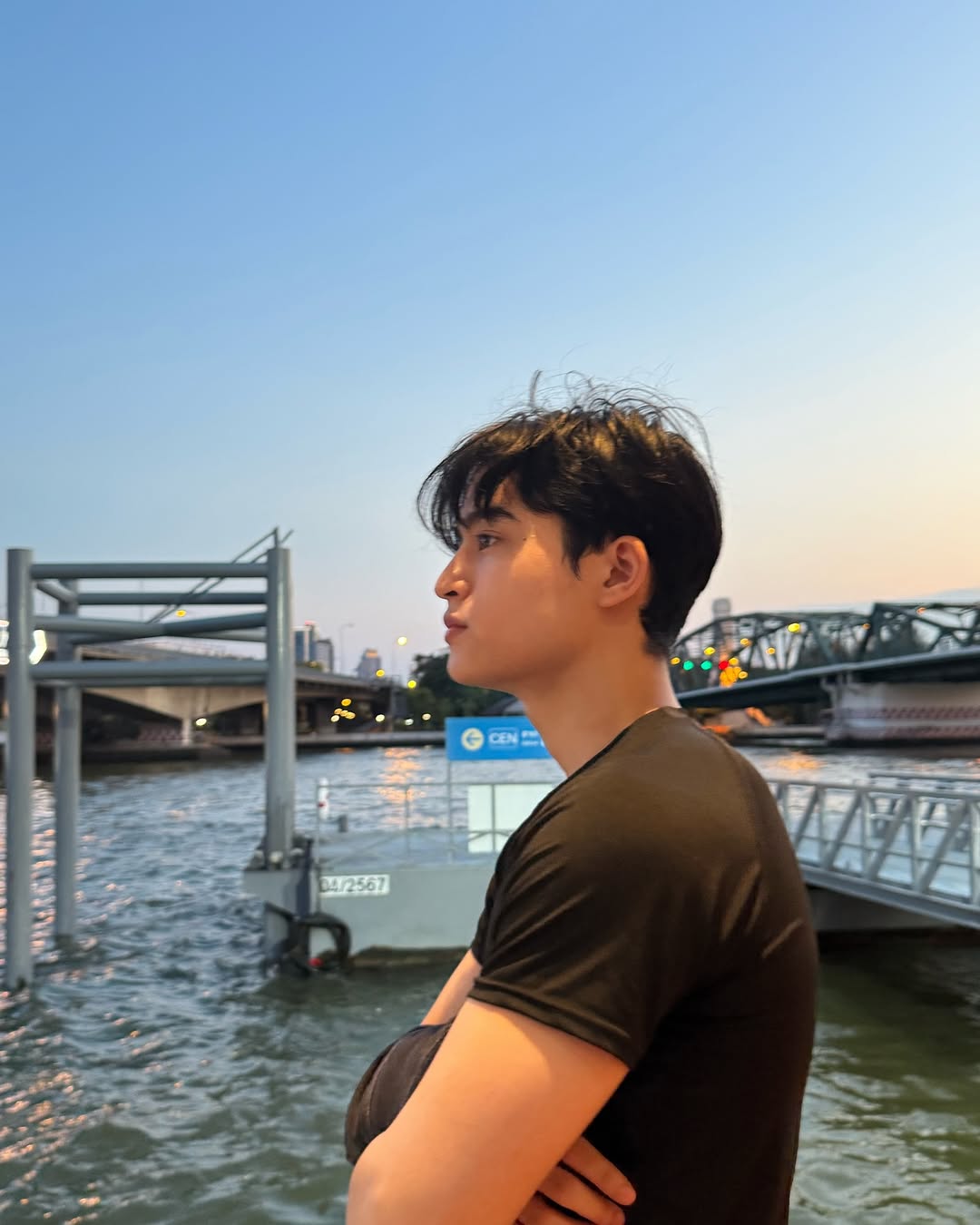 บาร์โค้ด - ตฤณสิษฐ์ อิสระพงศ์พร