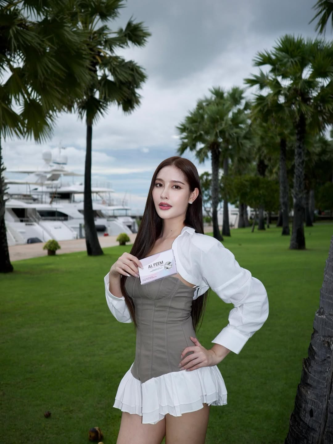 ร็อค - ขวัญลดา รุ่งโรจน์อำภา