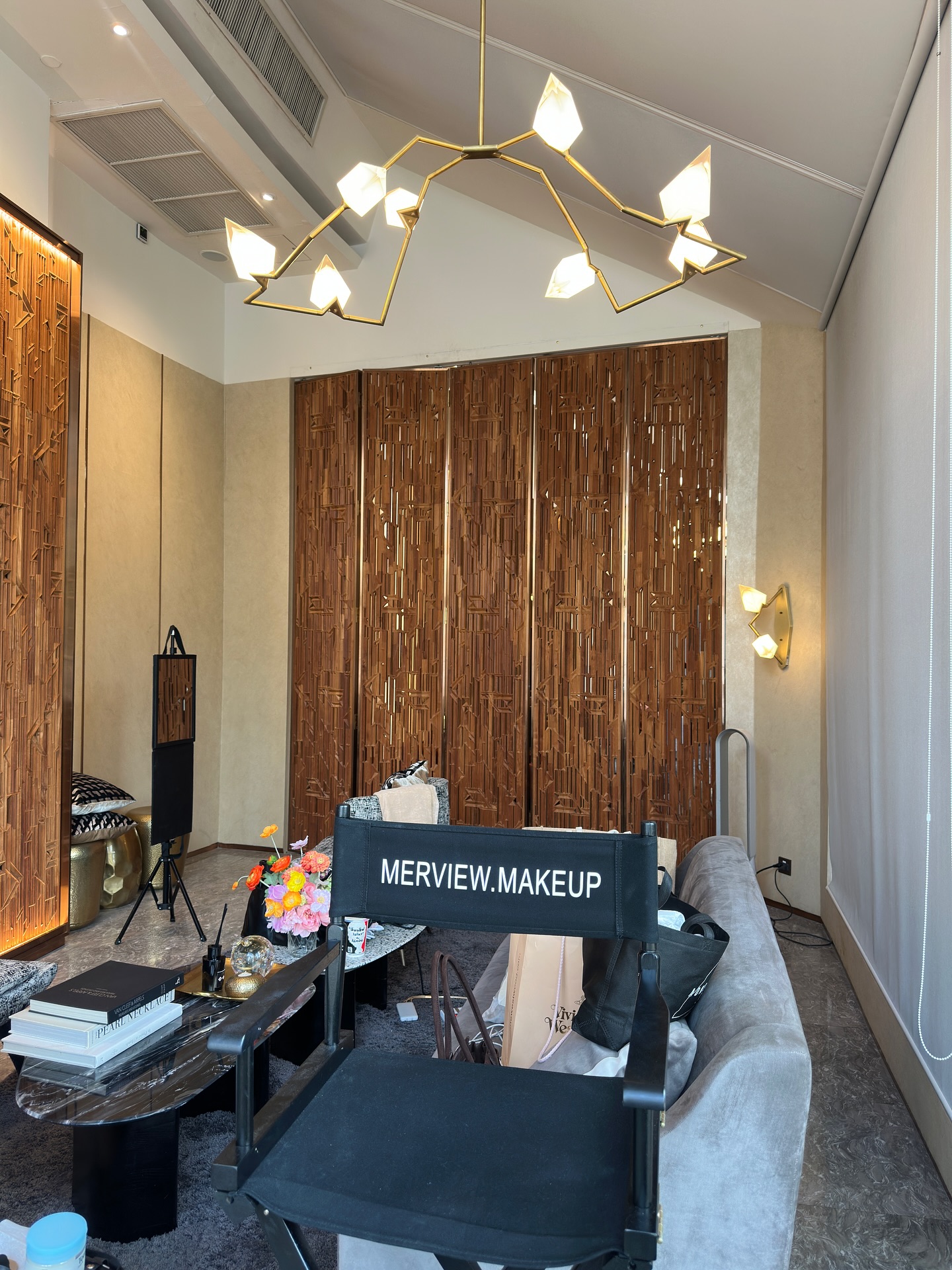 ร็อค - ขวัญลดา รุ่งโรจน์อำภา