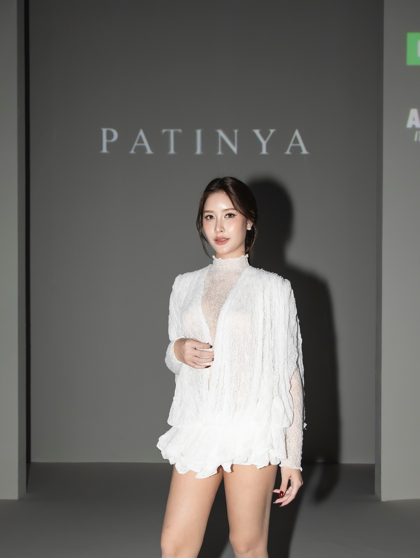 ร็อค - ขวัญลดา รุ่งโรจน์อำภา