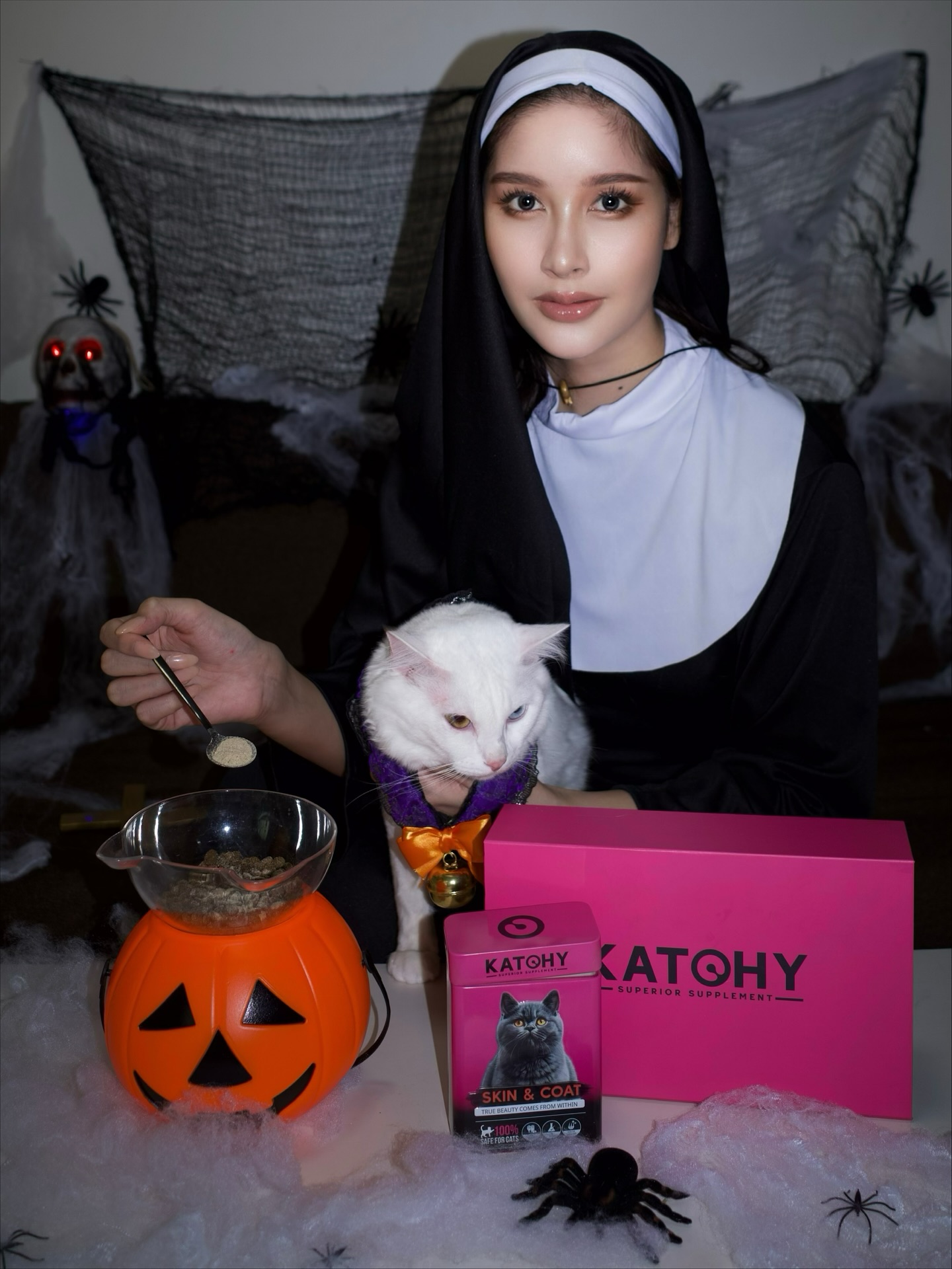 ร็อค - ขวัญลดา รุ่งโรจน์อำภา