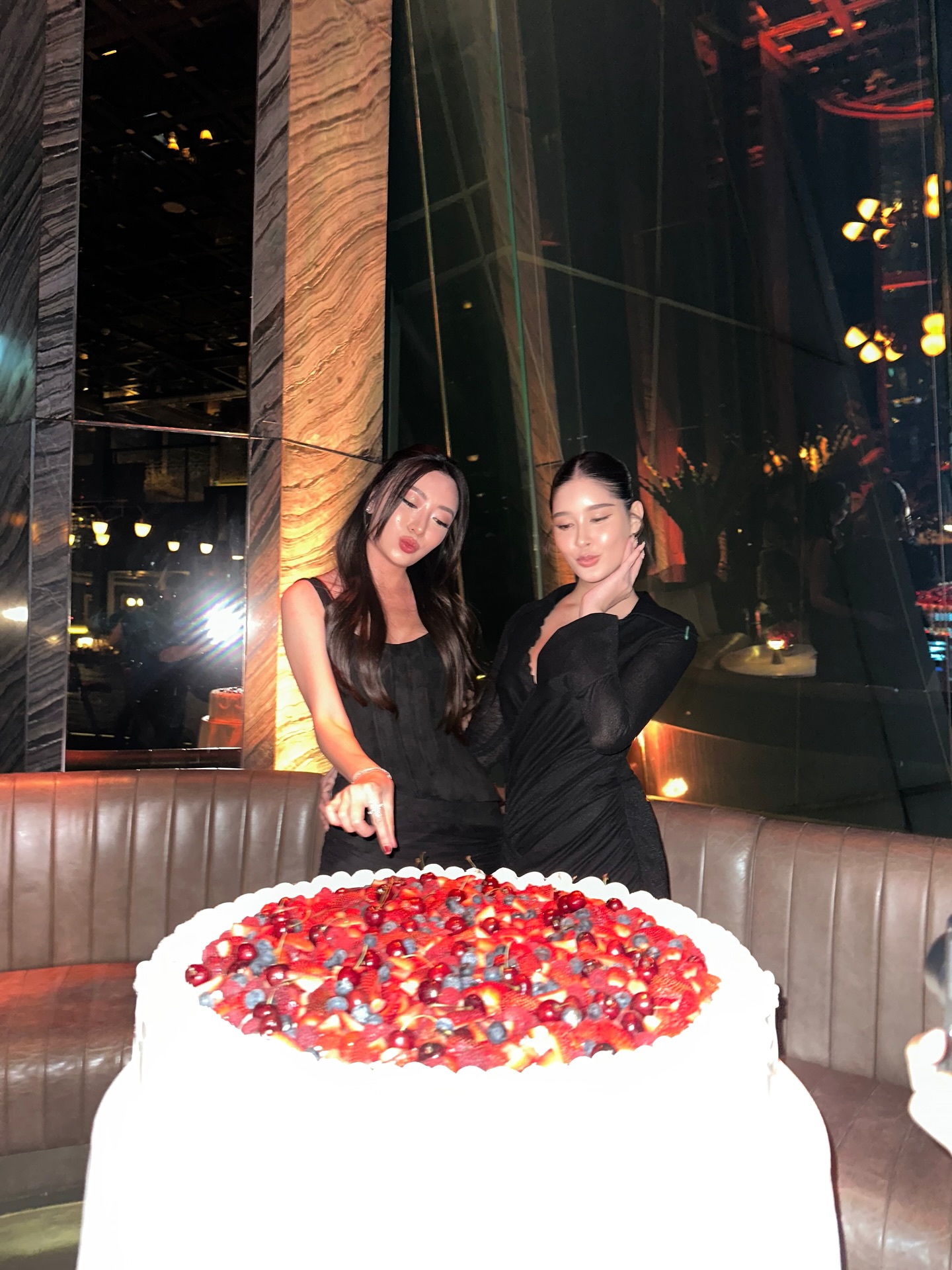 ร็อค - ขวัญลดา รุ่งโรจน์อำภา