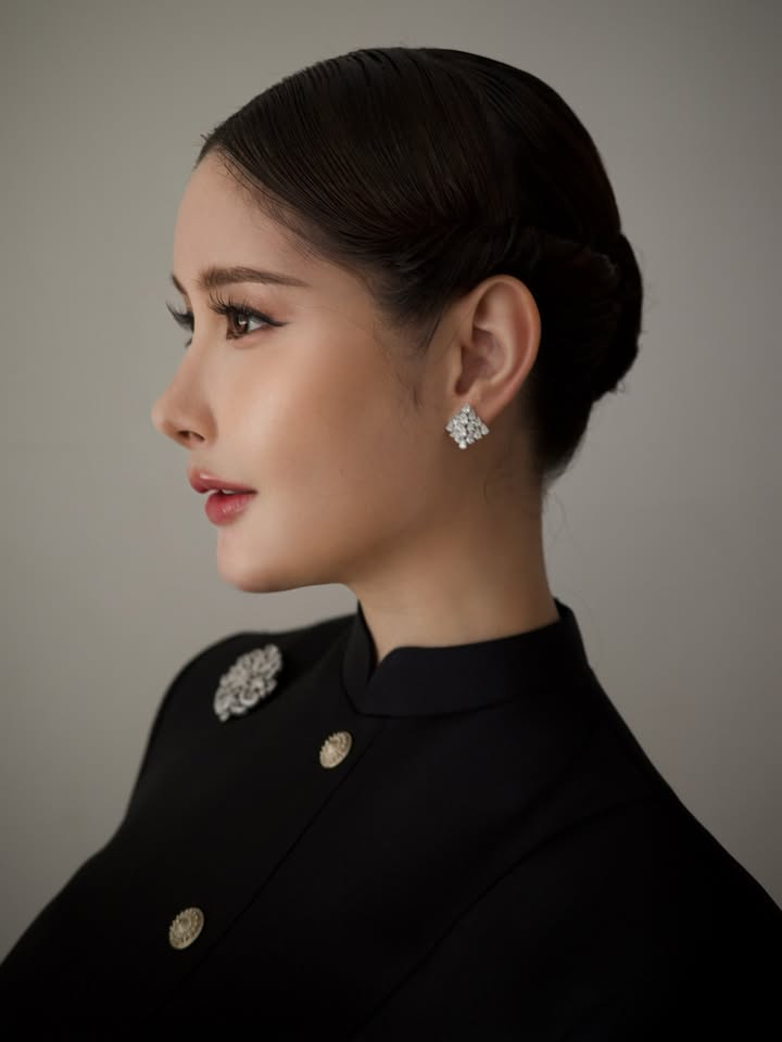 ร็อค - ขวัญลดา รุ่งโรจน์อำภา