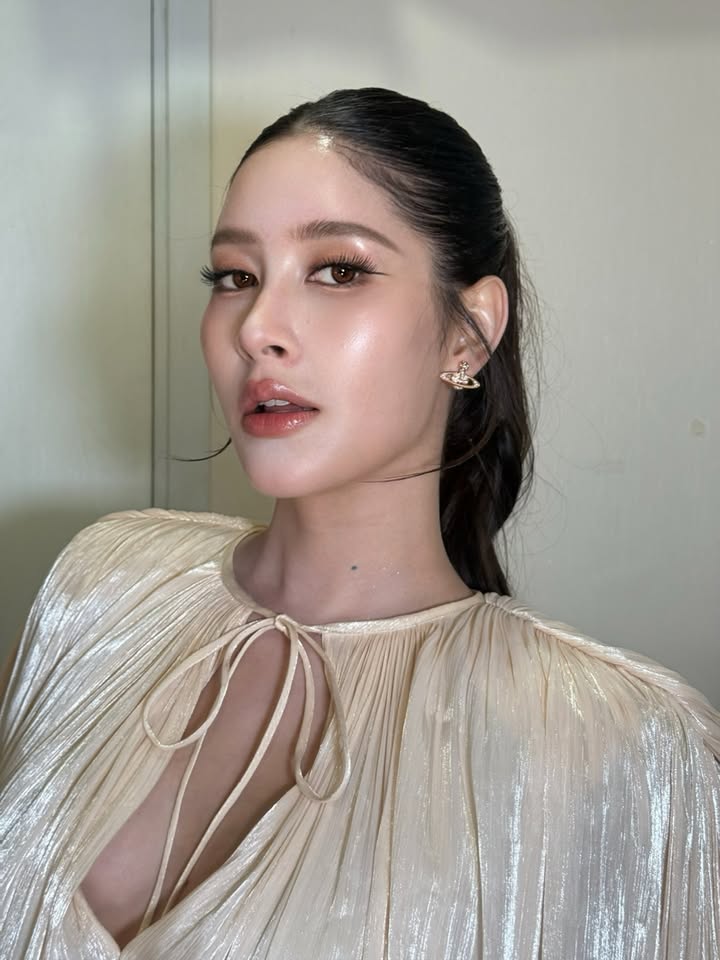 ร็อค - ขวัญลดา รุ่งโรจน์อำภา