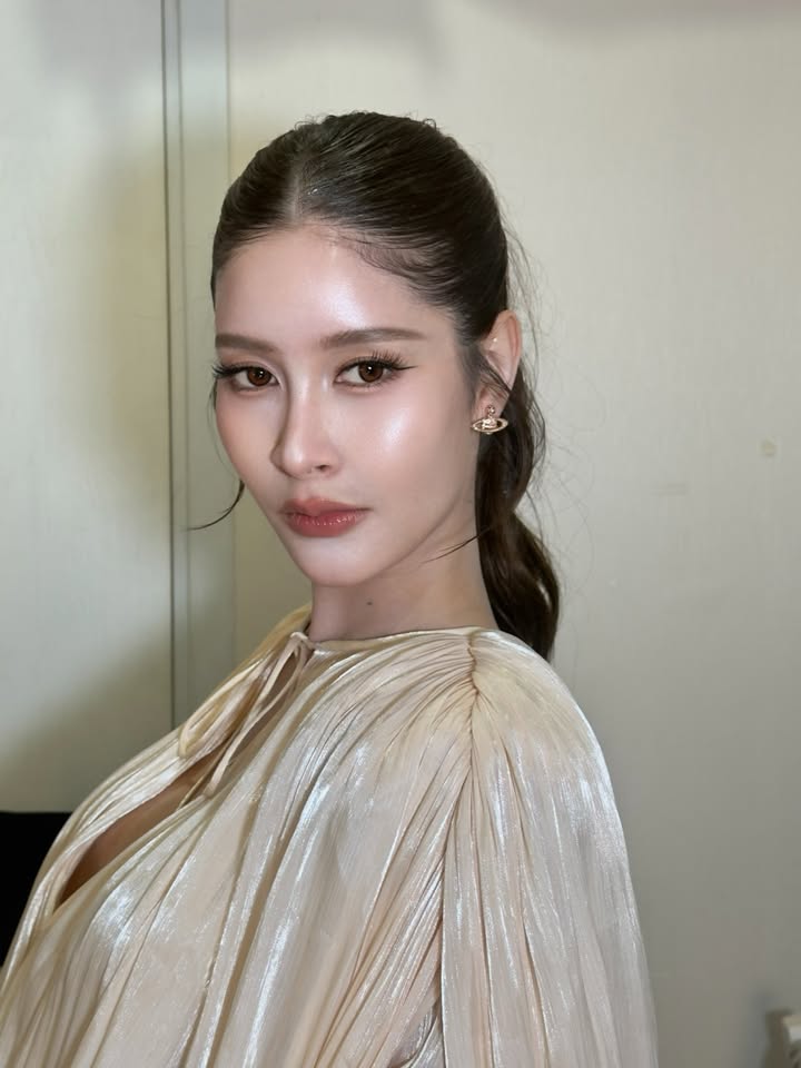 ร็อค - ขวัญลดา รุ่งโรจน์อำภา