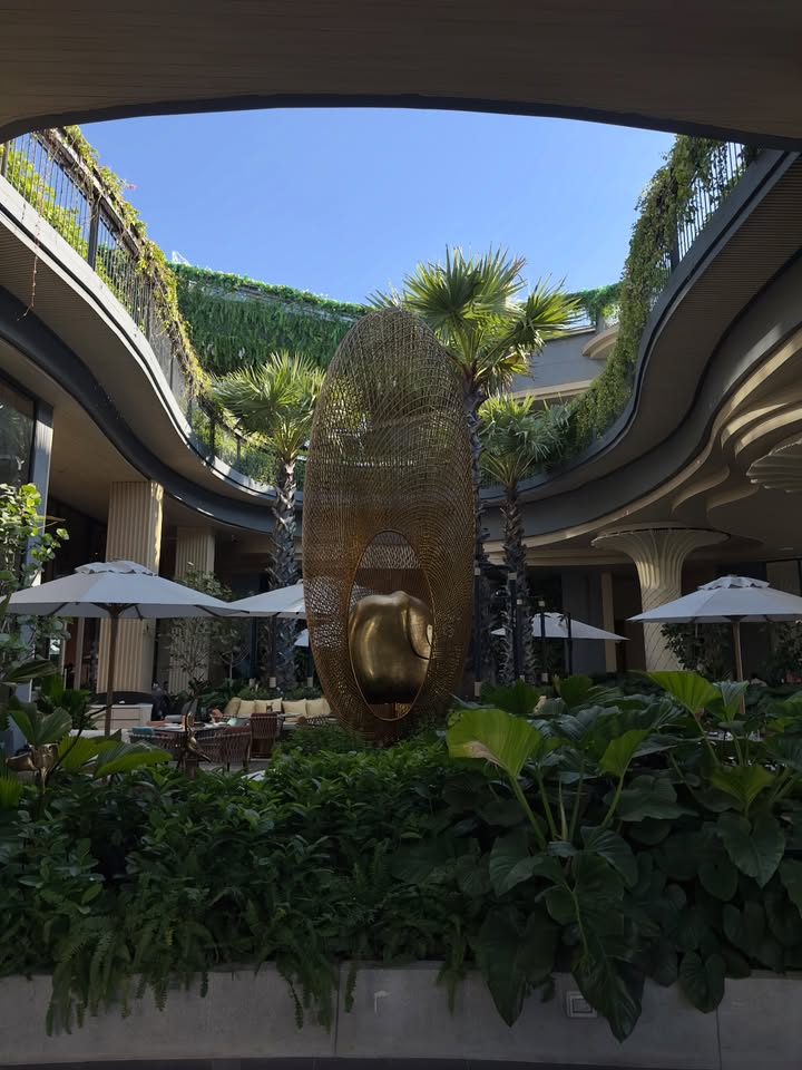 ร็อค - ขวัญลดา รุ่งโรจน์อำภา