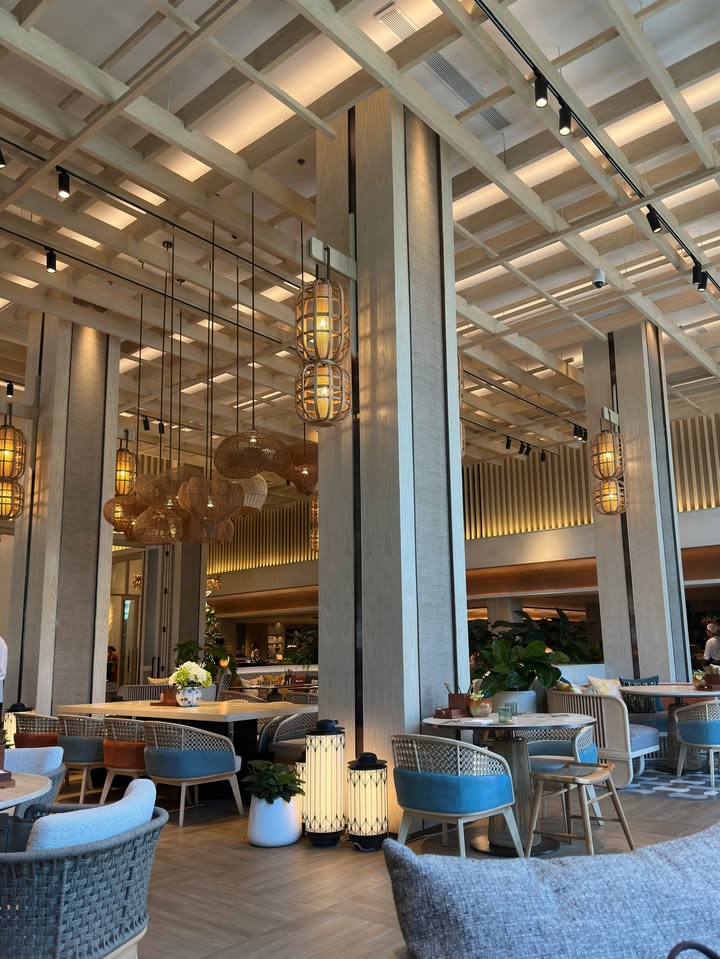 ร็อค - ขวัญลดา รุ่งโรจน์อำภา