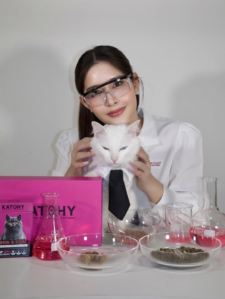 ร็อค - ขวัญลดา รุ่งโรจน์อำภา