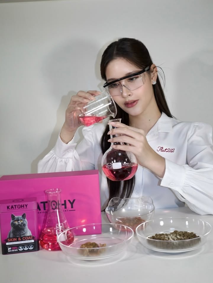 ร็อค - ขวัญลดา รุ่งโรจน์อำภา