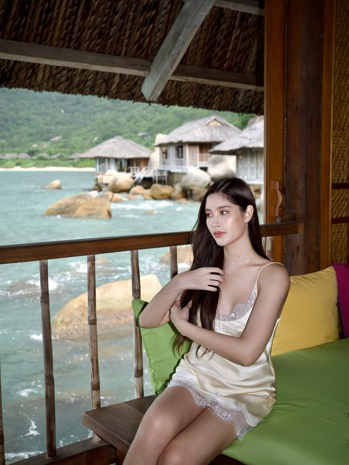 ร็อค - ขวัญลดา รุ่งโรจน์อำภา