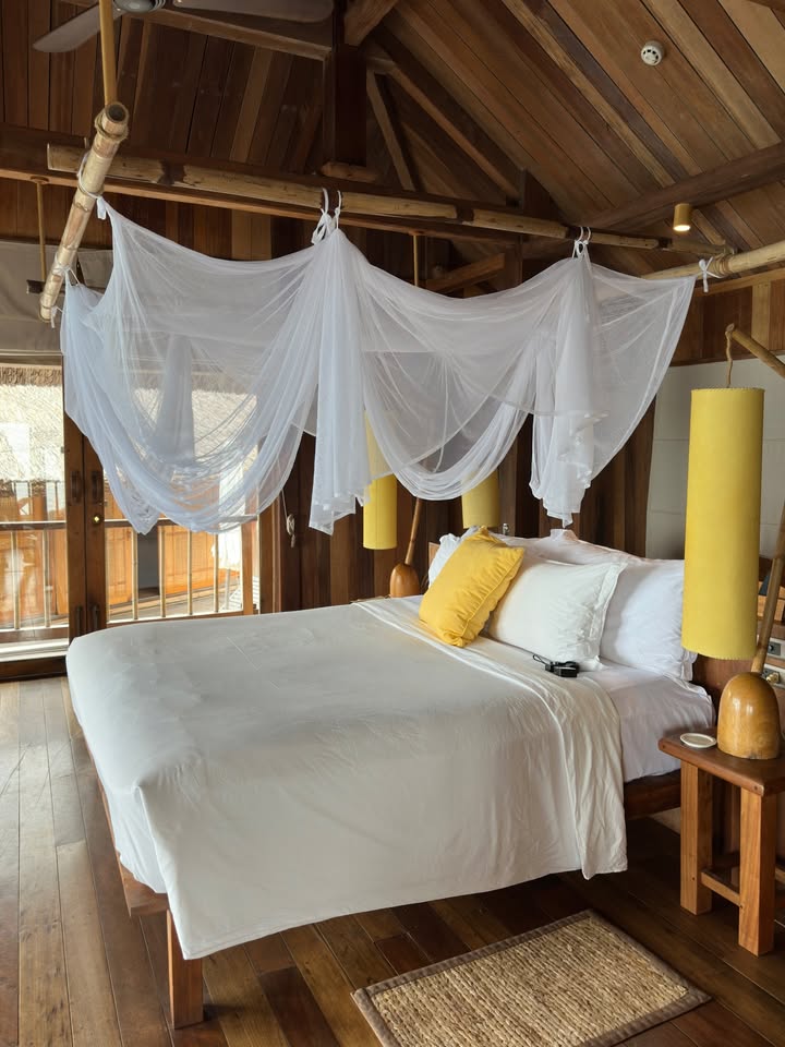 ร็อค - ขวัญลดา รุ่งโรจน์อำภา