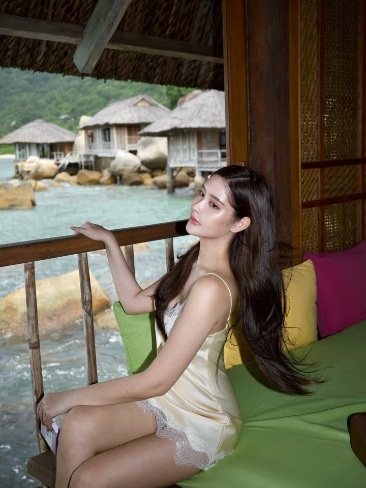 ร็อค - ขวัญลดา รุ่งโรจน์อำภา