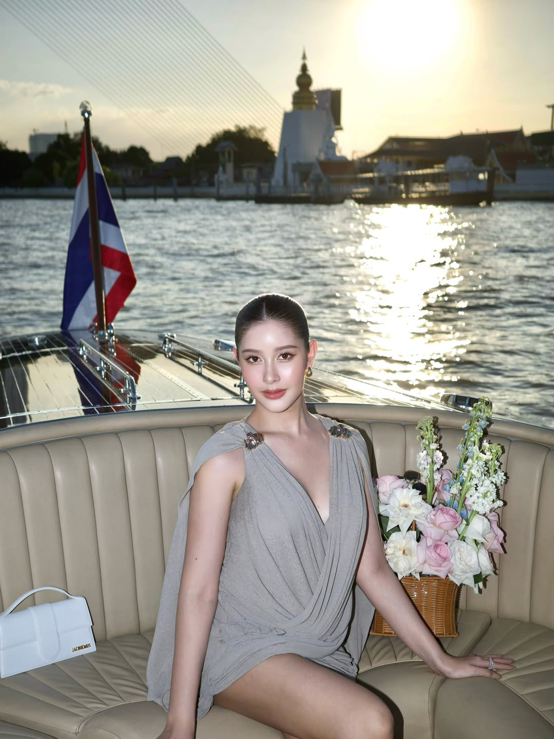 ร็อค - ขวัญลดา รุ่งโรจน์อำภา