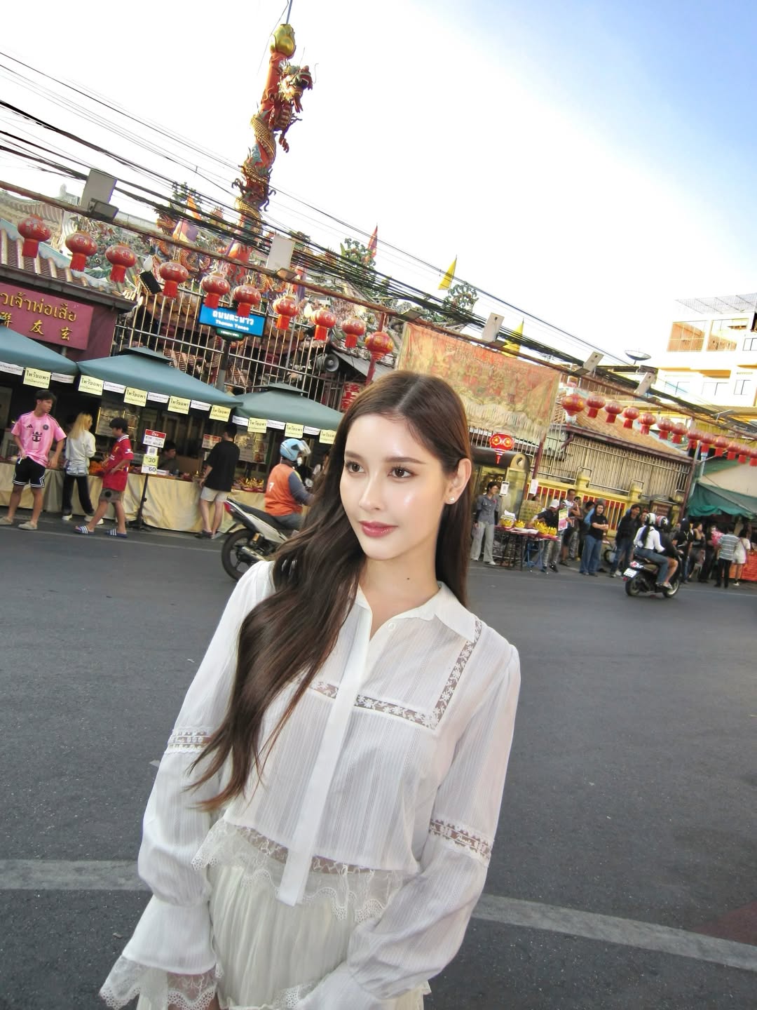 ร็อค - ขวัญลดา รุ่งโรจน์อำภา