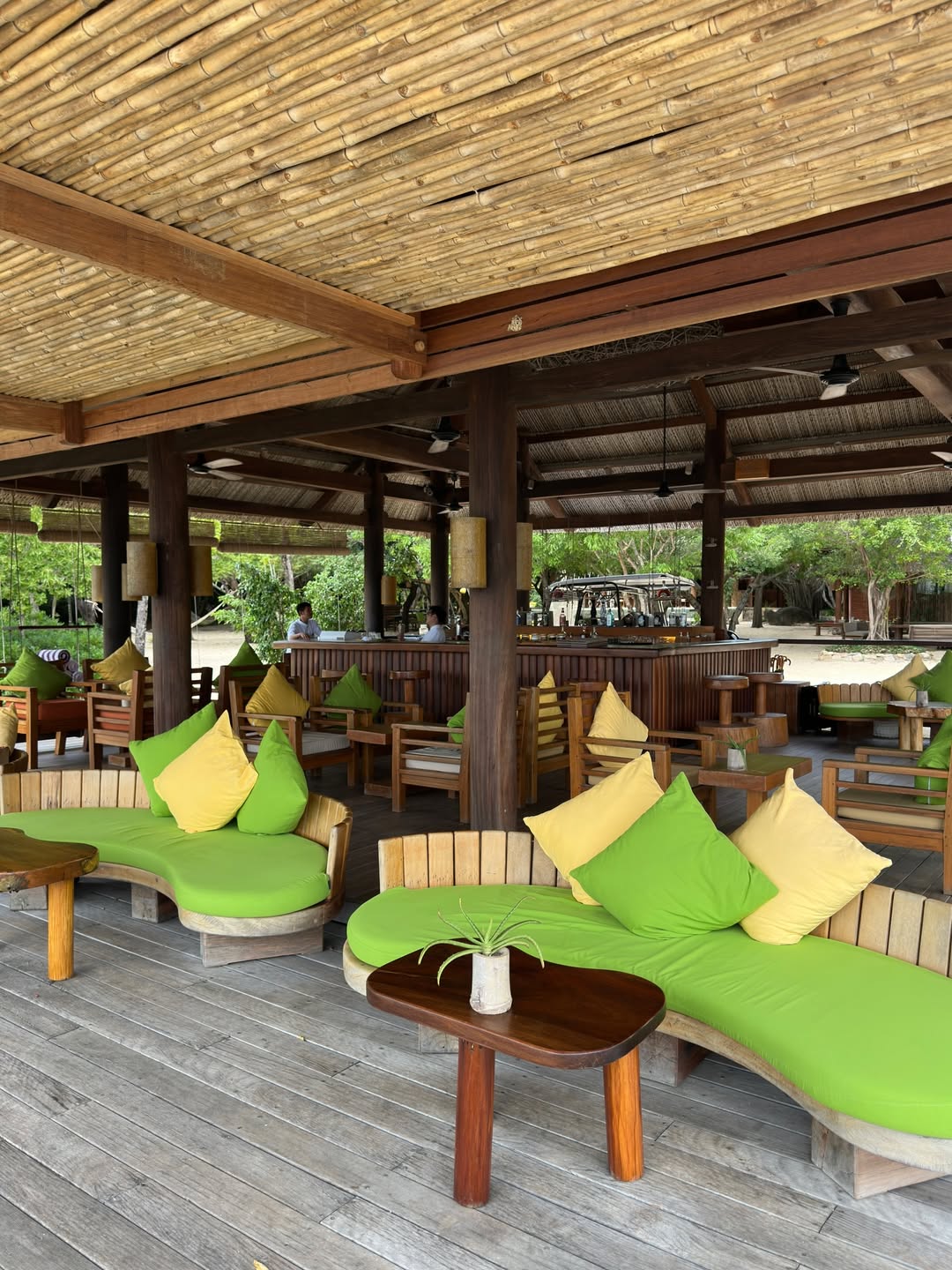 ร็อค - ขวัญลดา รุ่งโรจน์อำภา