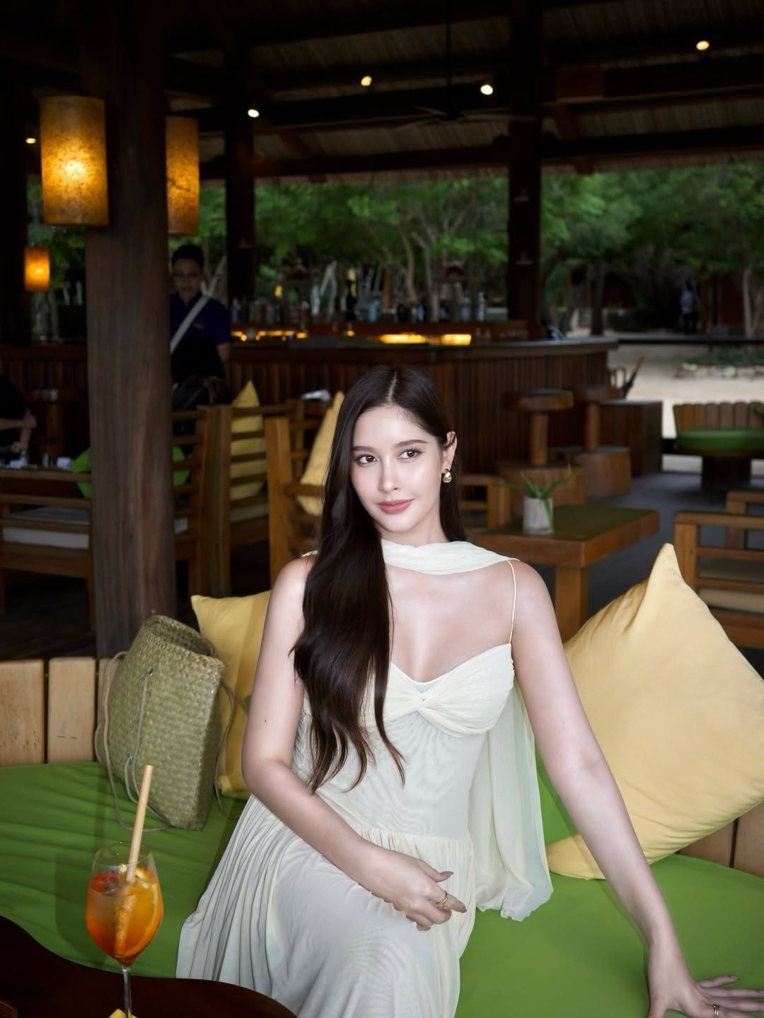 ร็อค - ขวัญลดา รุ่งโรจน์อำภา