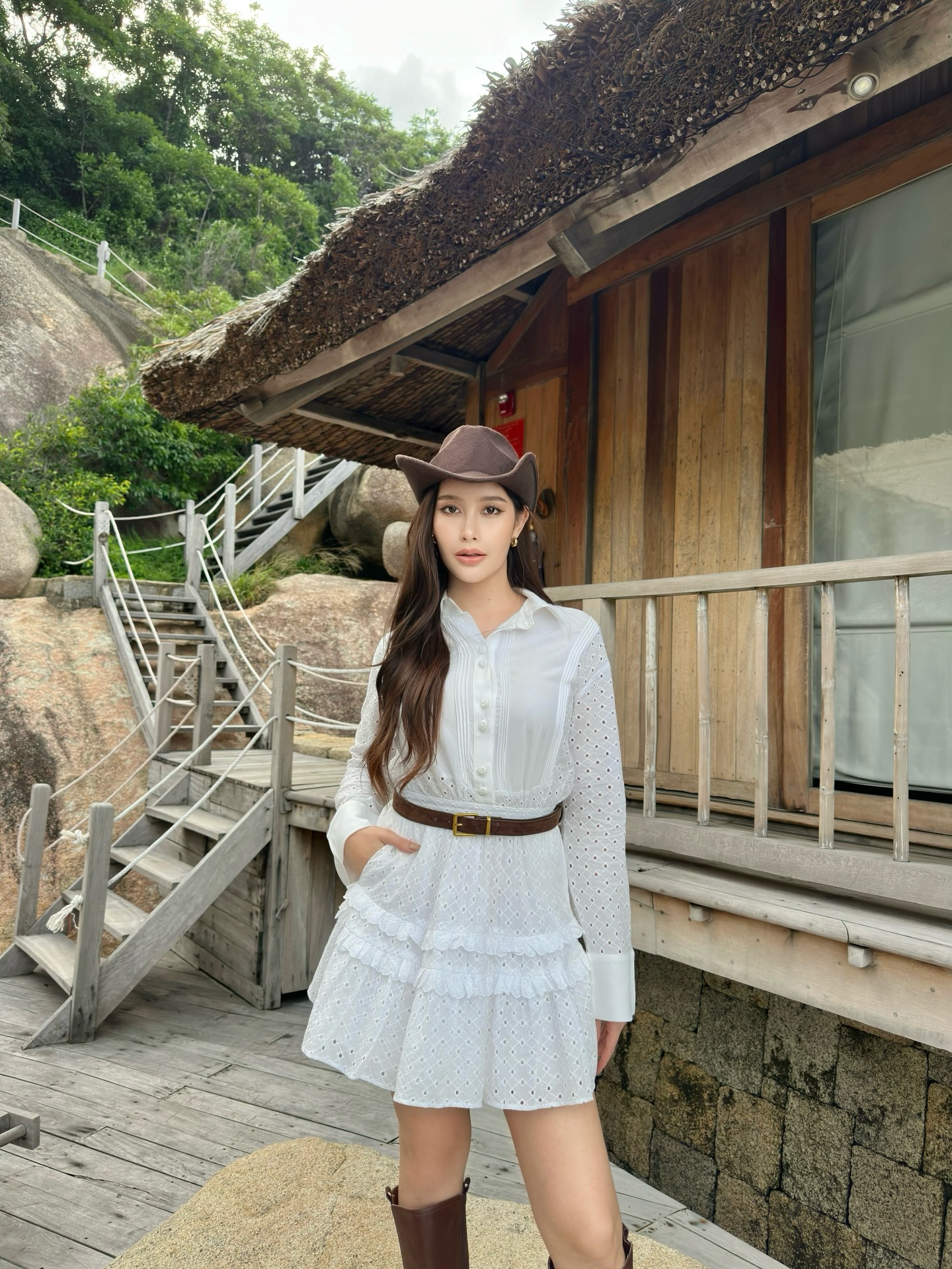 ร็อค - ขวัญลดา รุ่งโรจน์อำภา