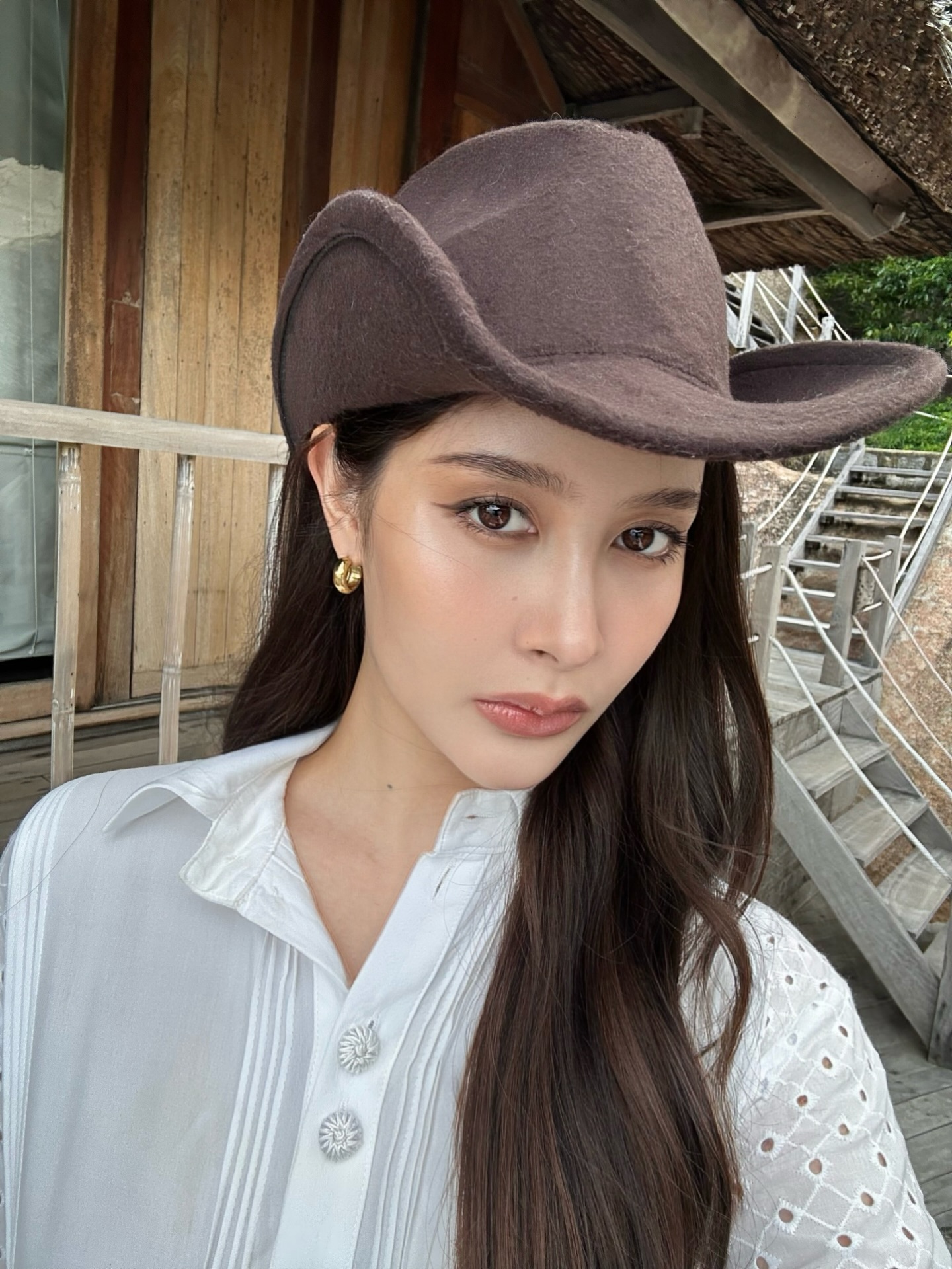 ร็อค - ขวัญลดา รุ่งโรจน์อำภา