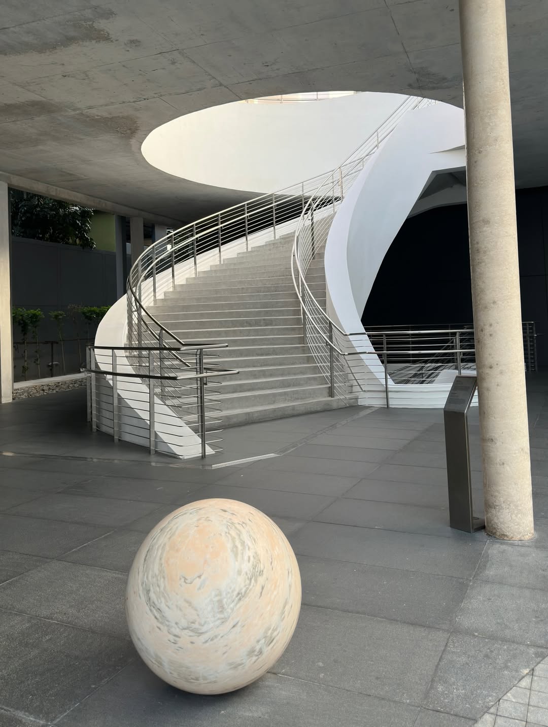 ร็อค - ขวัญลดา รุ่งโรจน์อำภา