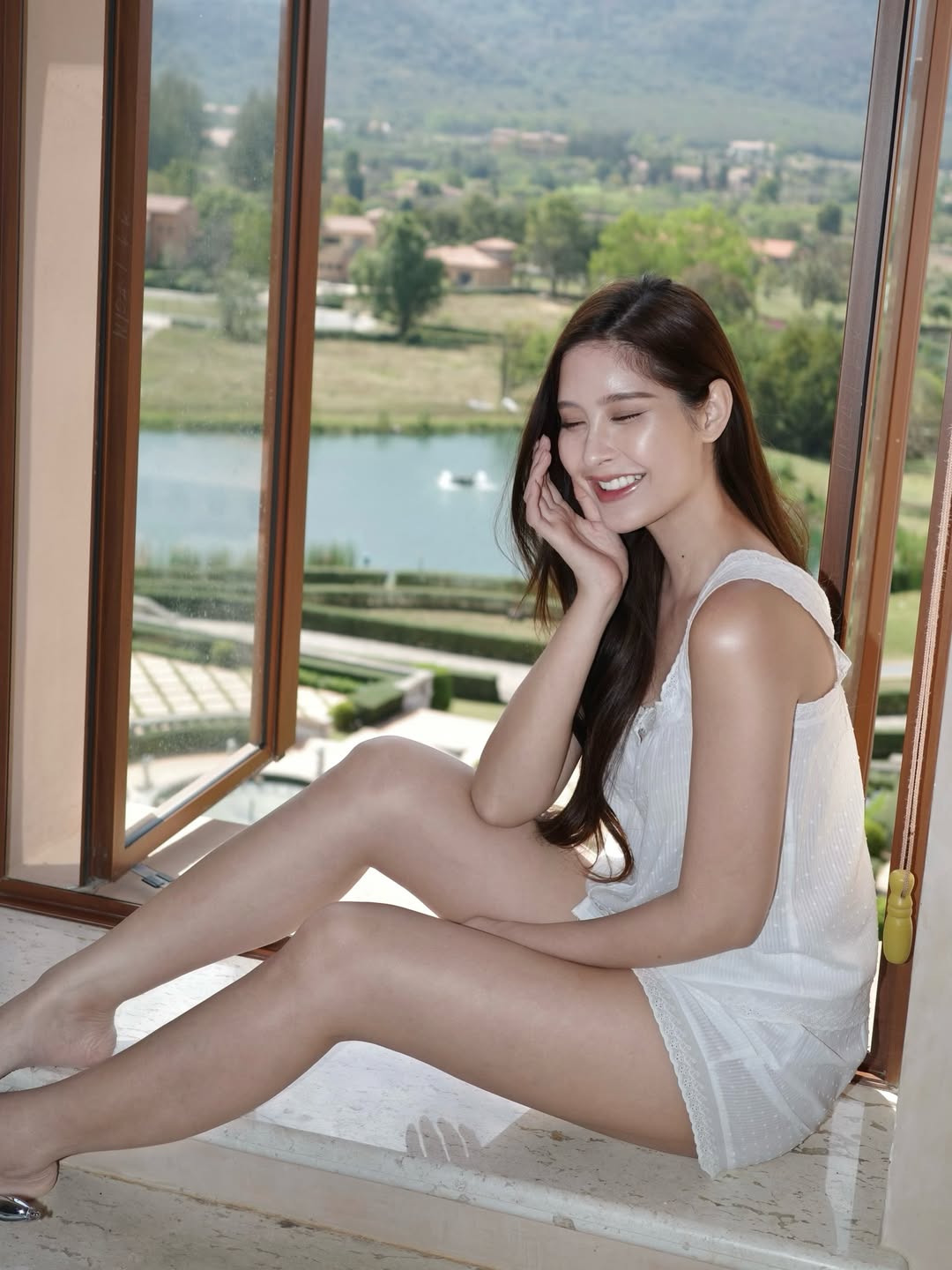 ร็อค - ขวัญลดา รุ่งโรจน์อำภา