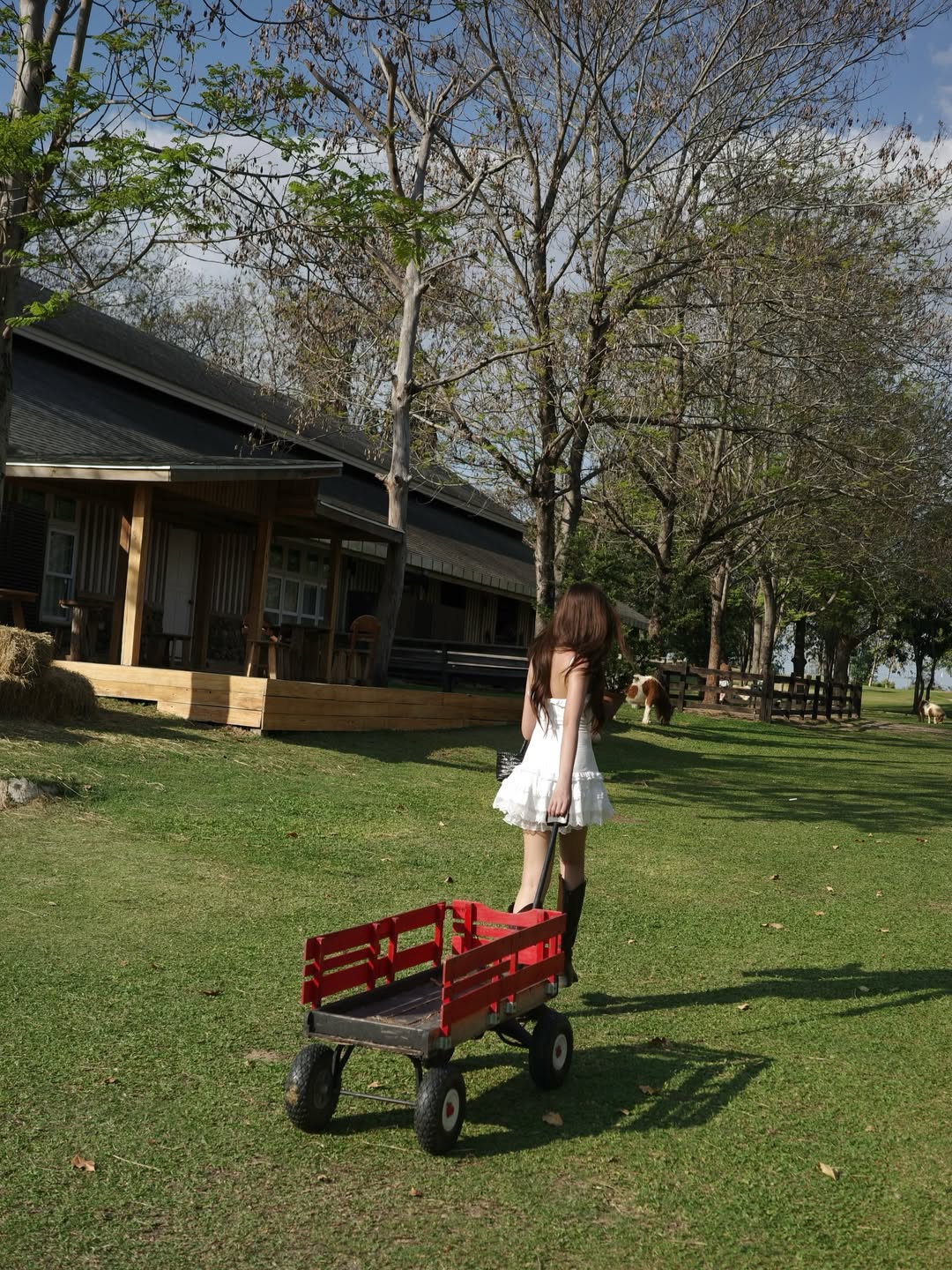 ร็อค - ขวัญลดา รุ่งโรจน์อำภา