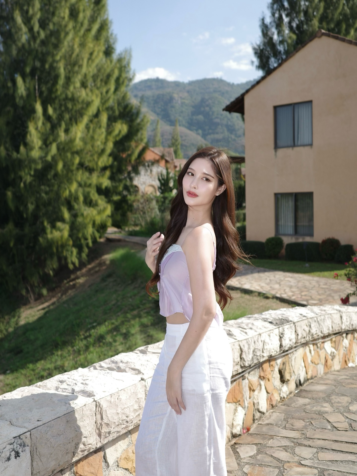 ร็อค - ขวัญลดา รุ่งโรจน์อำภา