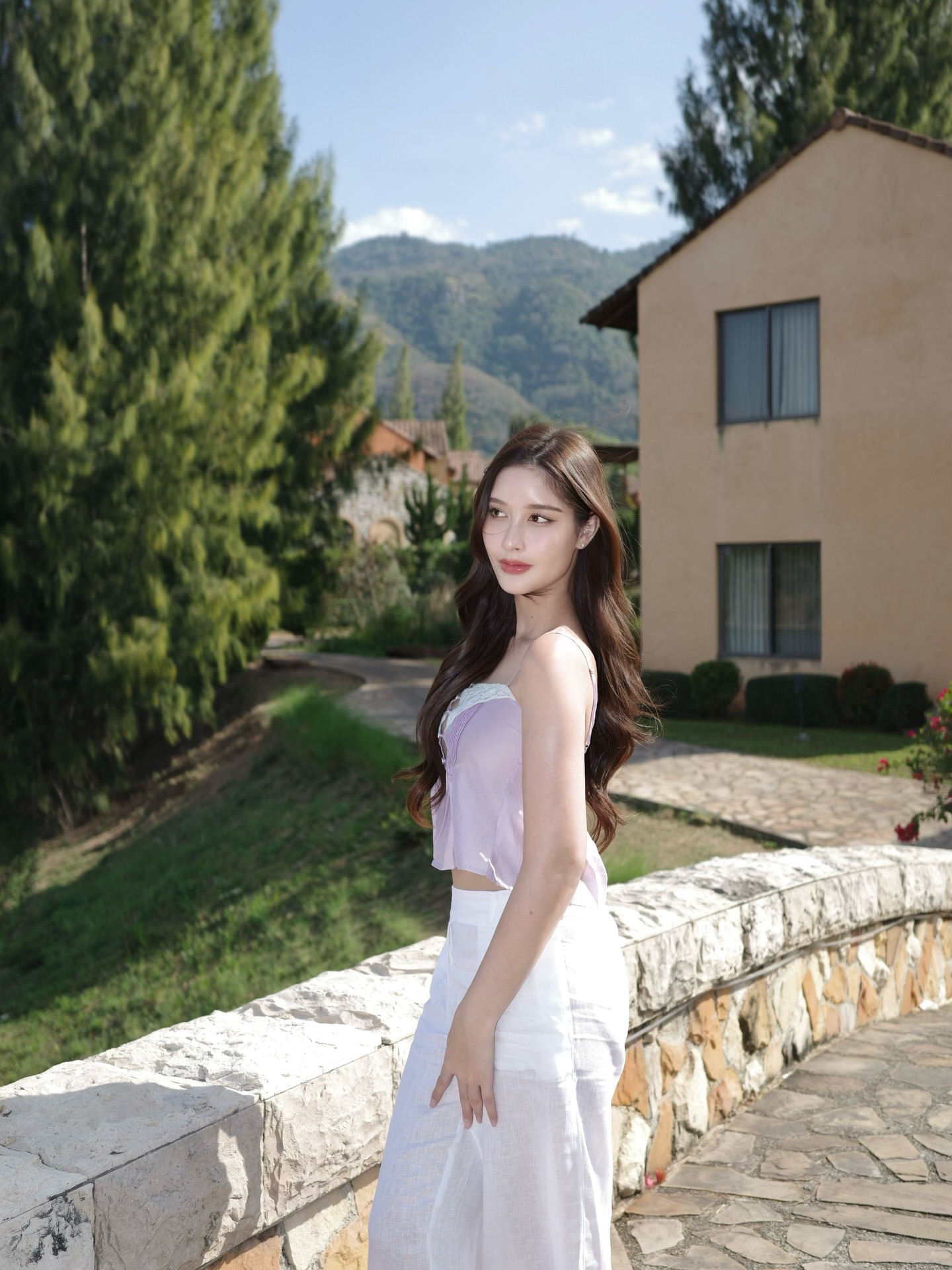 ร็อค - ขวัญลดา รุ่งโรจน์อำภา