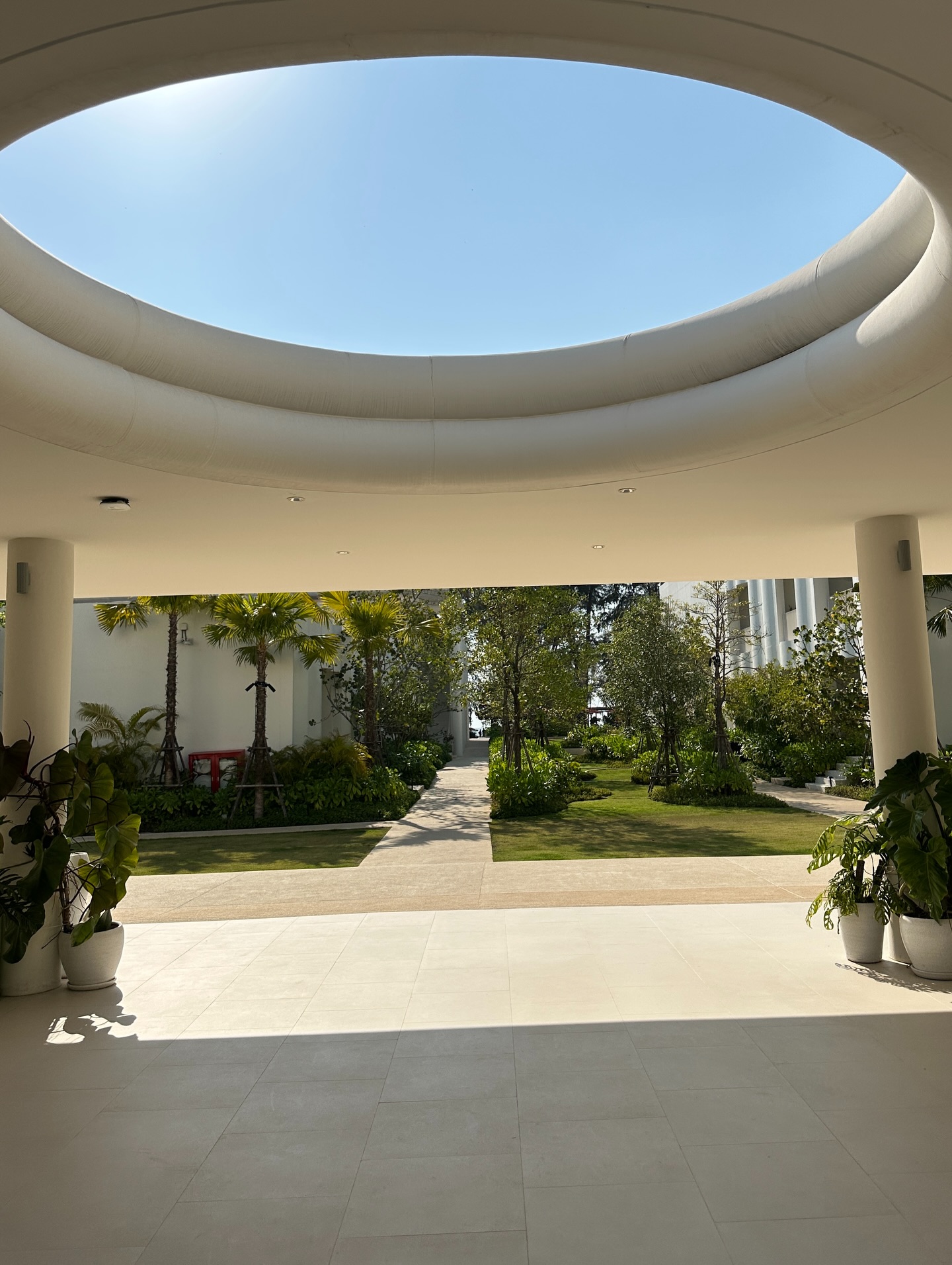 ร็อค - ขวัญลดา รุ่งโรจน์อำภา