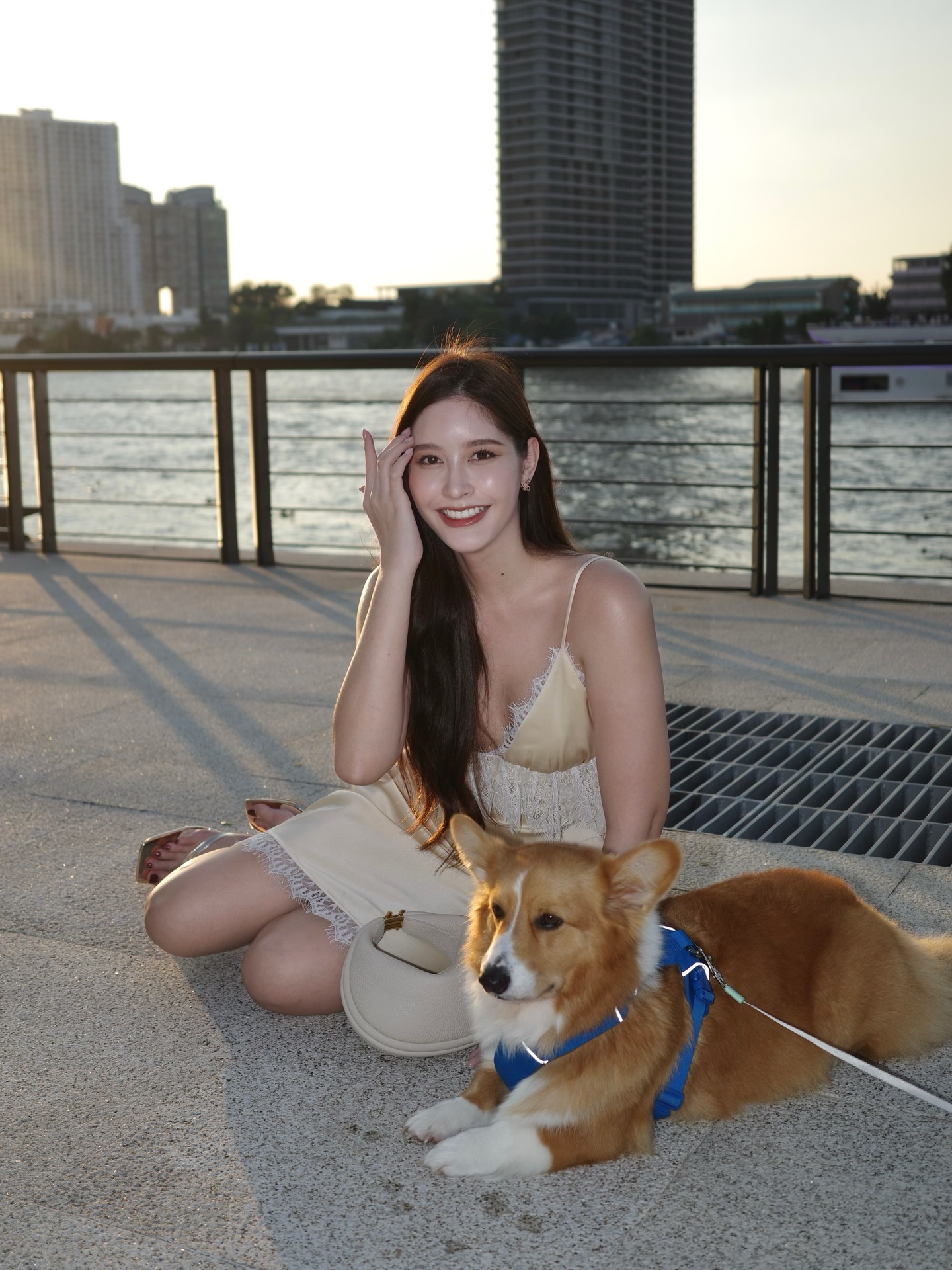 ร็อค - ขวัญลดา รุ่งโรจน์อำภา