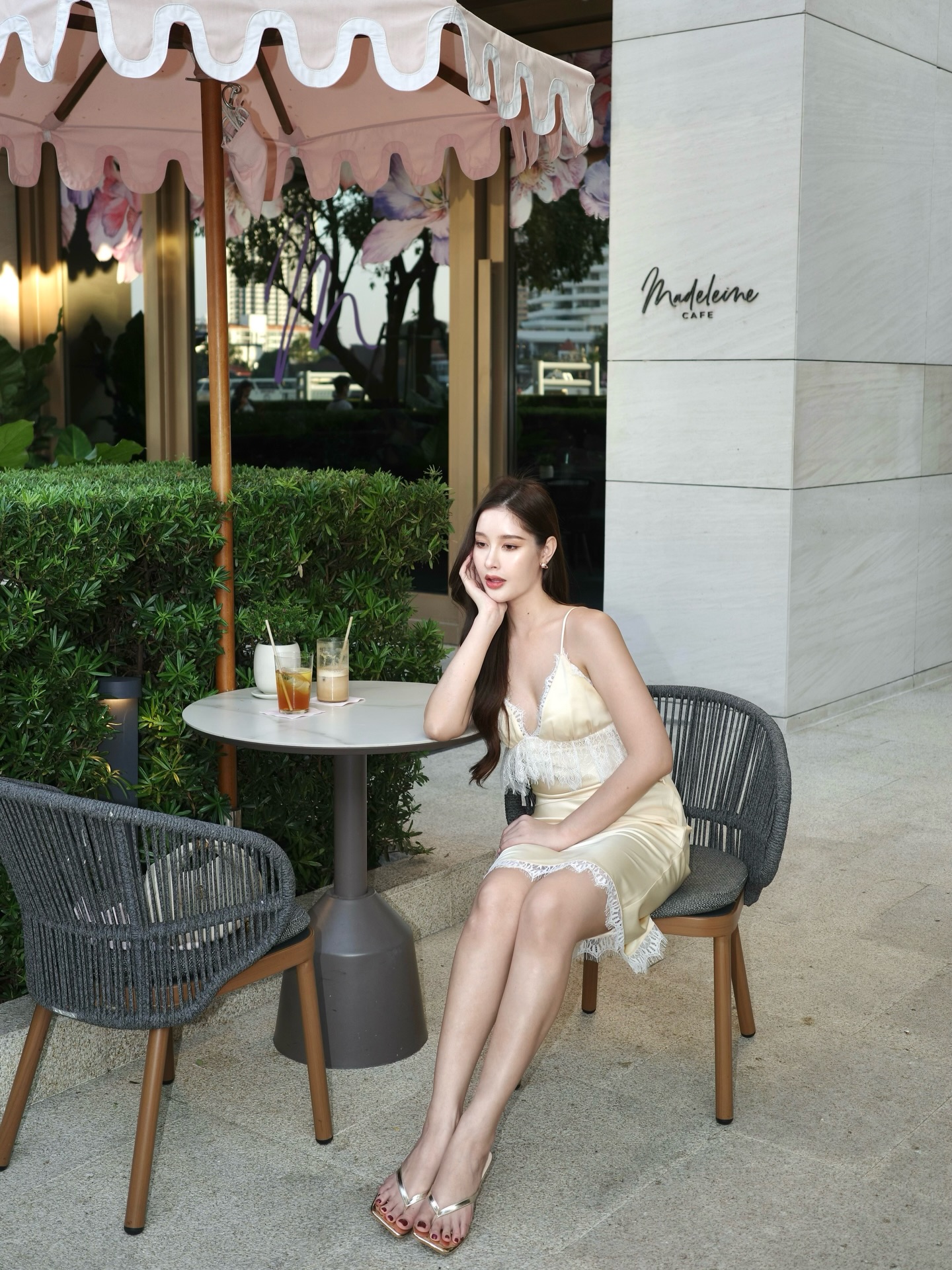 ร็อค - ขวัญลดา รุ่งโรจน์อำภา