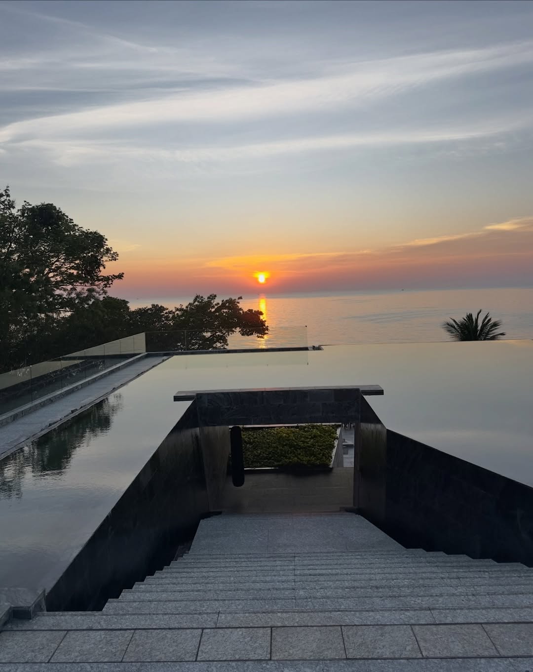 ร็อค - ขวัญลดา รุ่งโรจน์อำภา