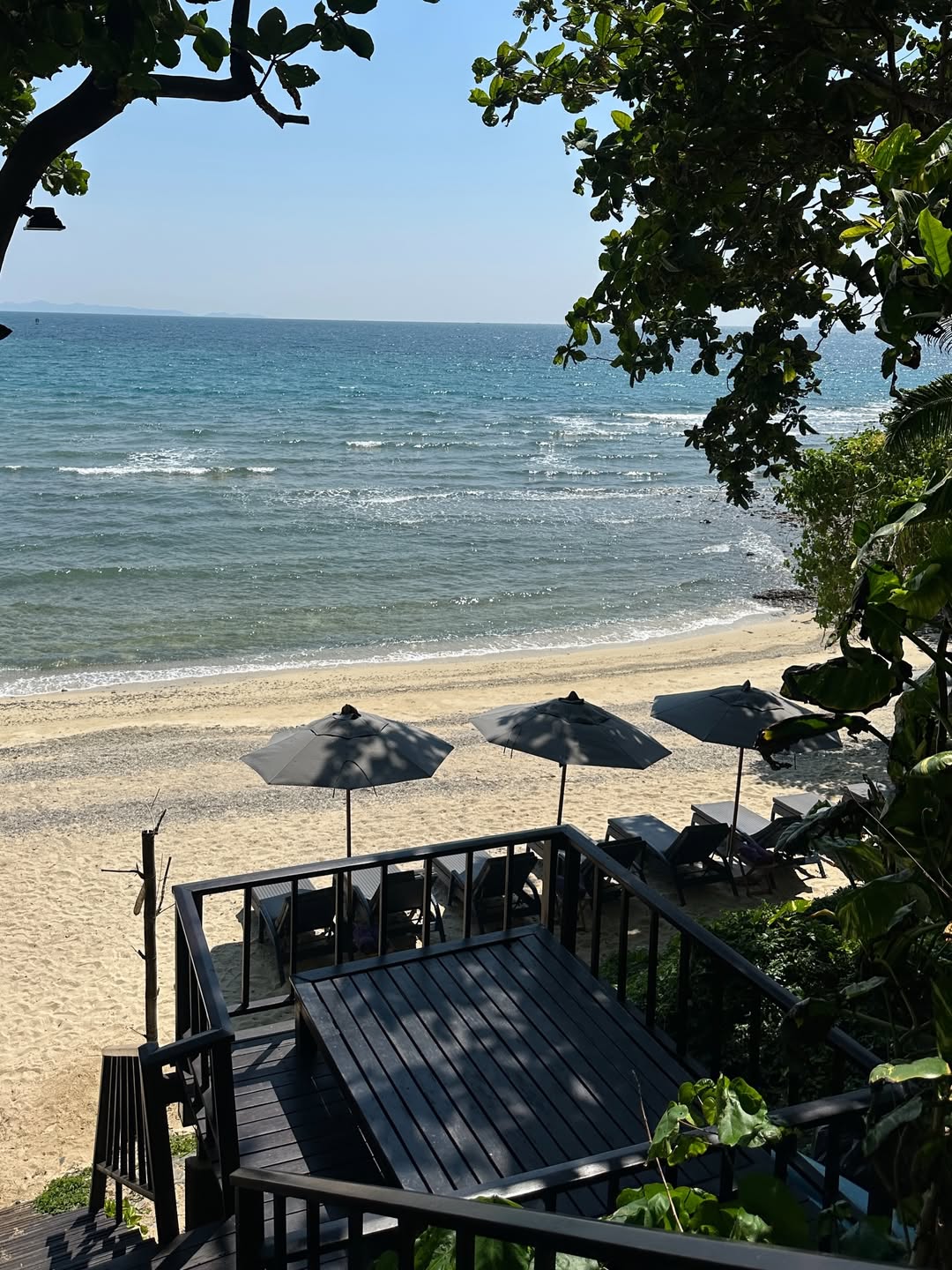 ร็อค - ขวัญลดา รุ่งโรจน์อำภา