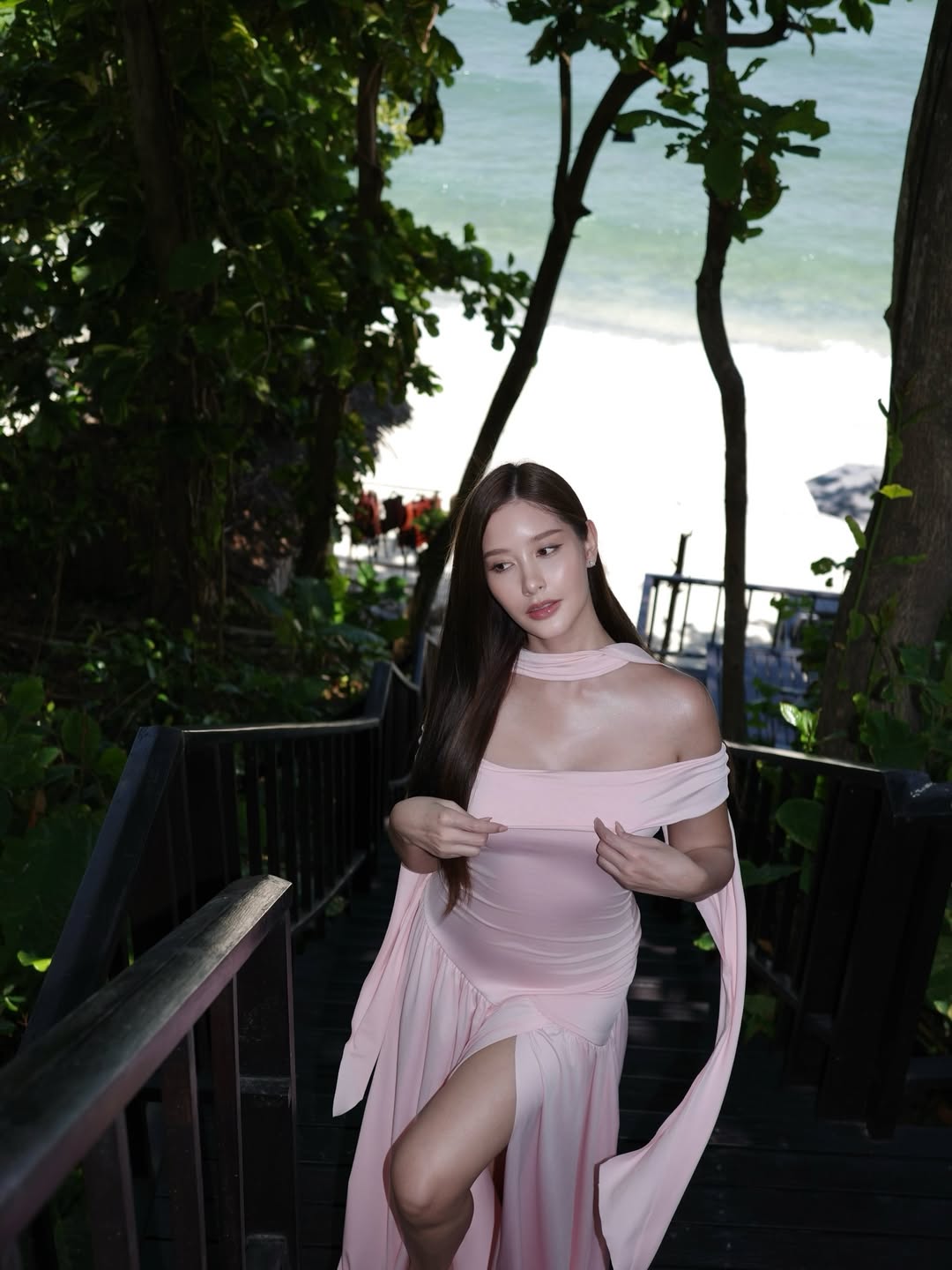 ร็อค - ขวัญลดา รุ่งโรจน์อำภา