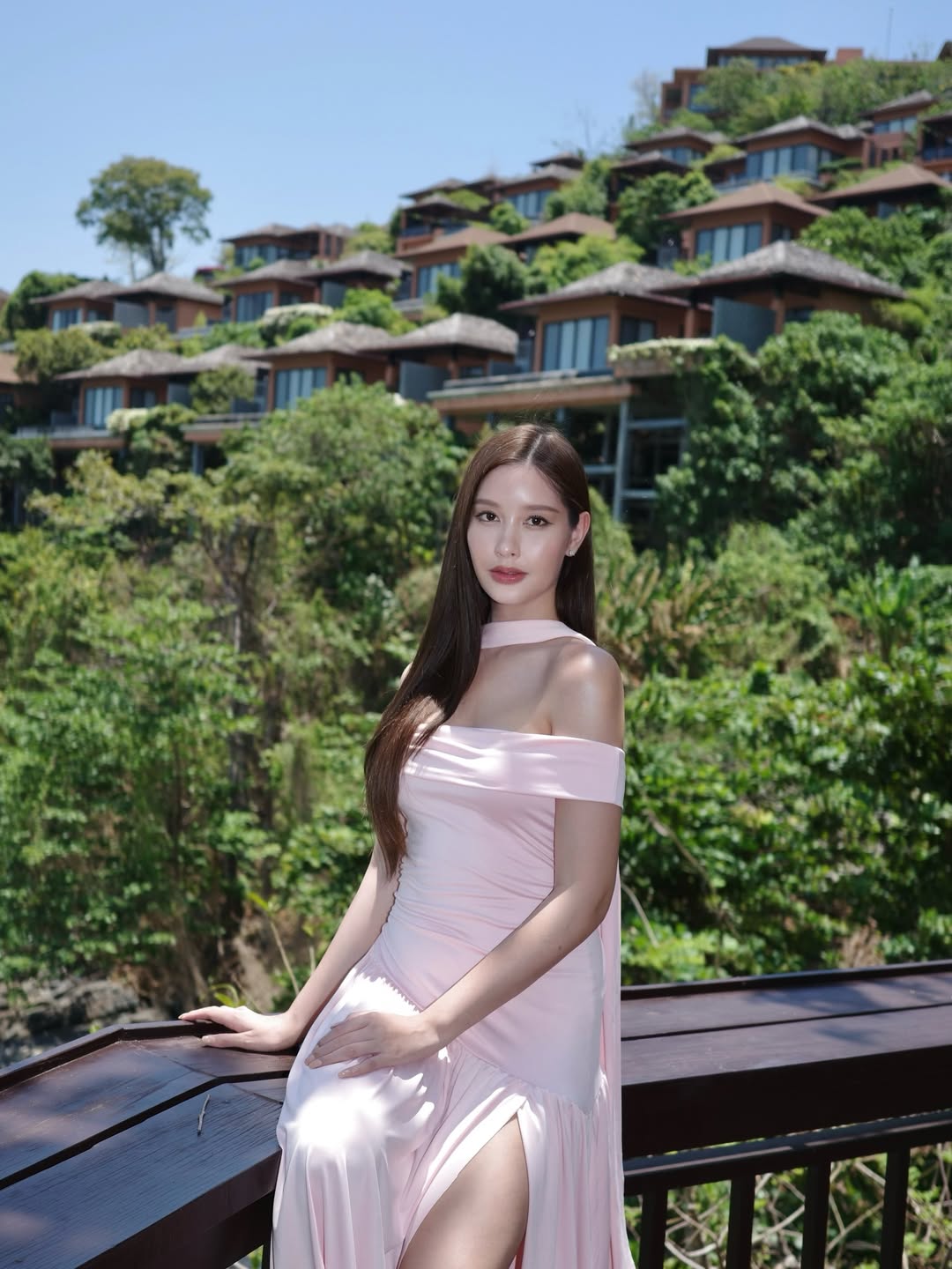 ร็อค - ขวัญลดา รุ่งโรจน์อำภา