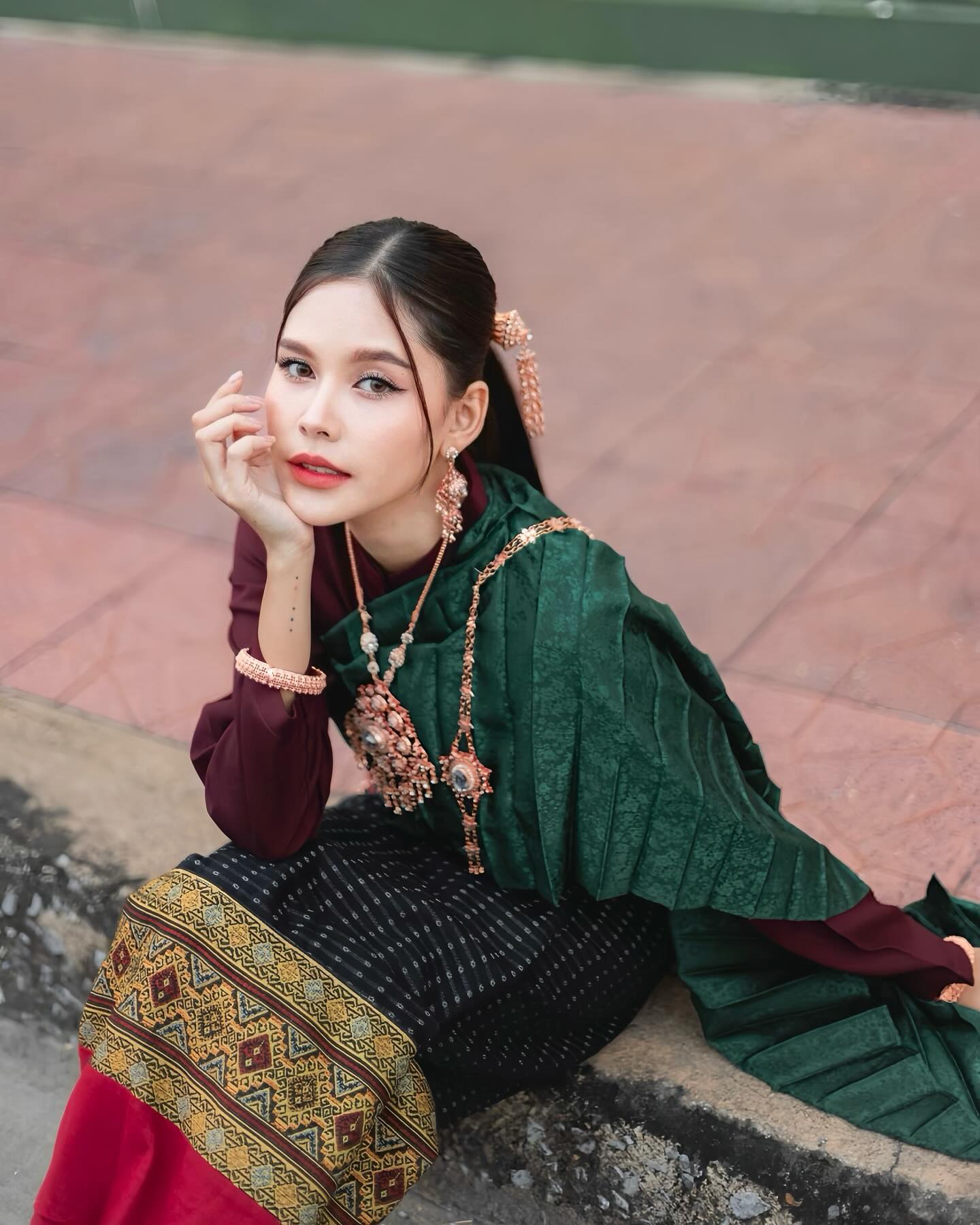 ไข่มุก - รุ่งรัตน์ เหม็งพานิช